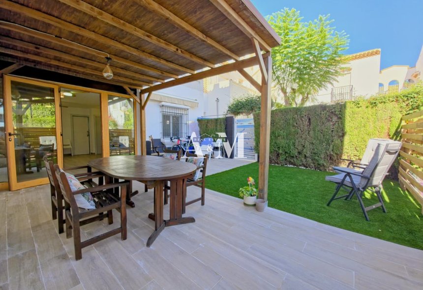 Alquiler a largo plazo - Apartamento / piso - Orihuela Costa - Playa Flamenca