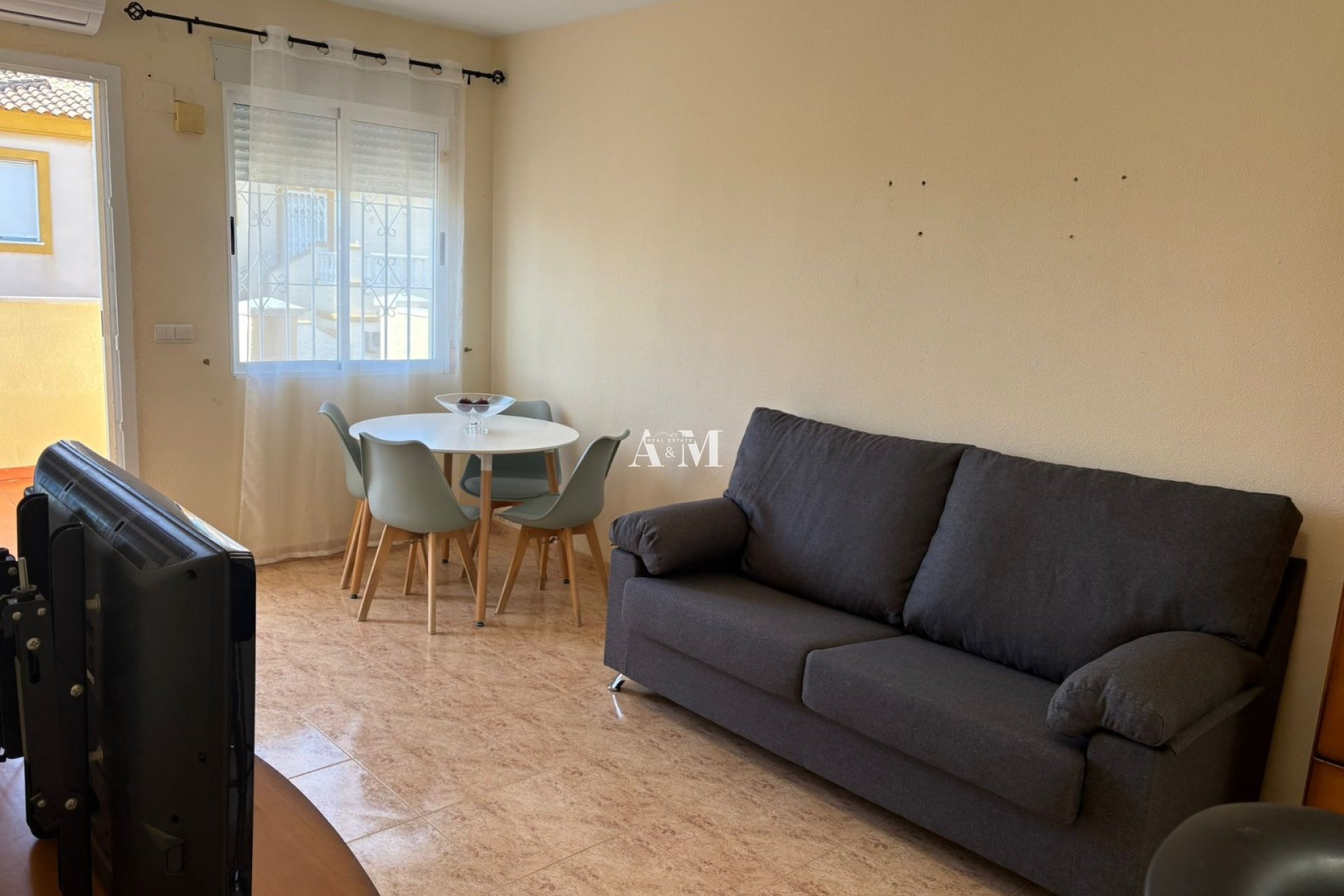 Alquiler a largo plazo - Apartamento / piso - Orihuela Costa - Playa Flamenca