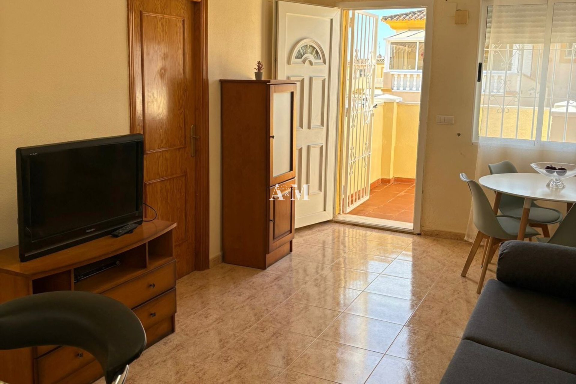 Alquiler a largo plazo - Apartamento / piso - Orihuela Costa - Playa Flamenca