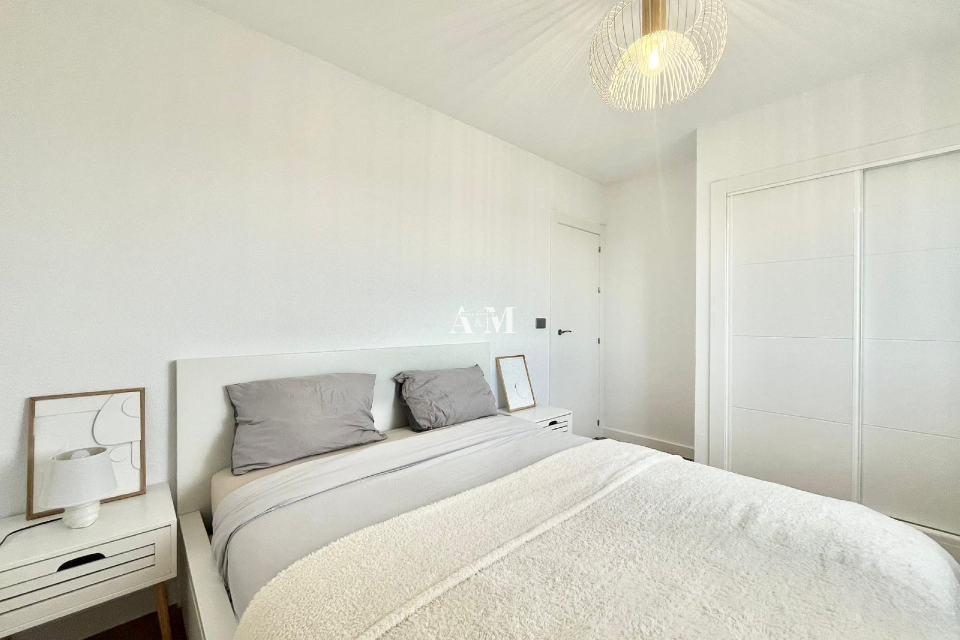 Alquiler a largo plazo - Apartamento / piso - Orihuela Costa - Punta Prima