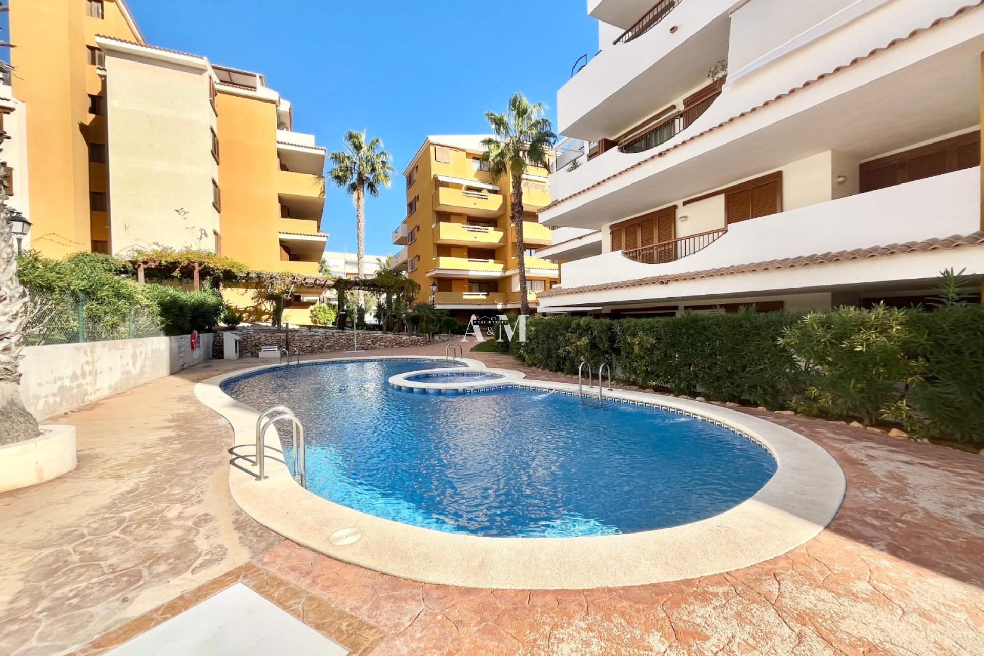 Alquiler a largo plazo - Apartamento / piso - Orihuela Costa - Punta Prima