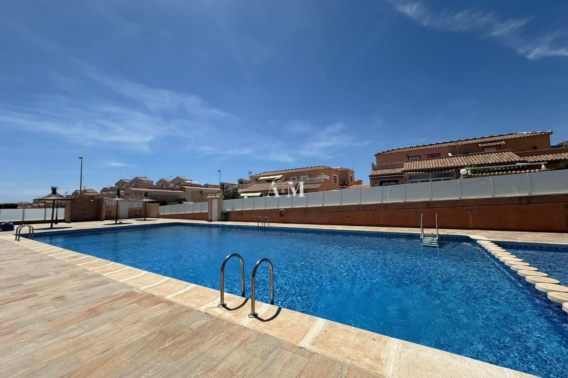 Alquiler a largo plazo - Apartamento / piso - Orihuela Costa - Punta Prima