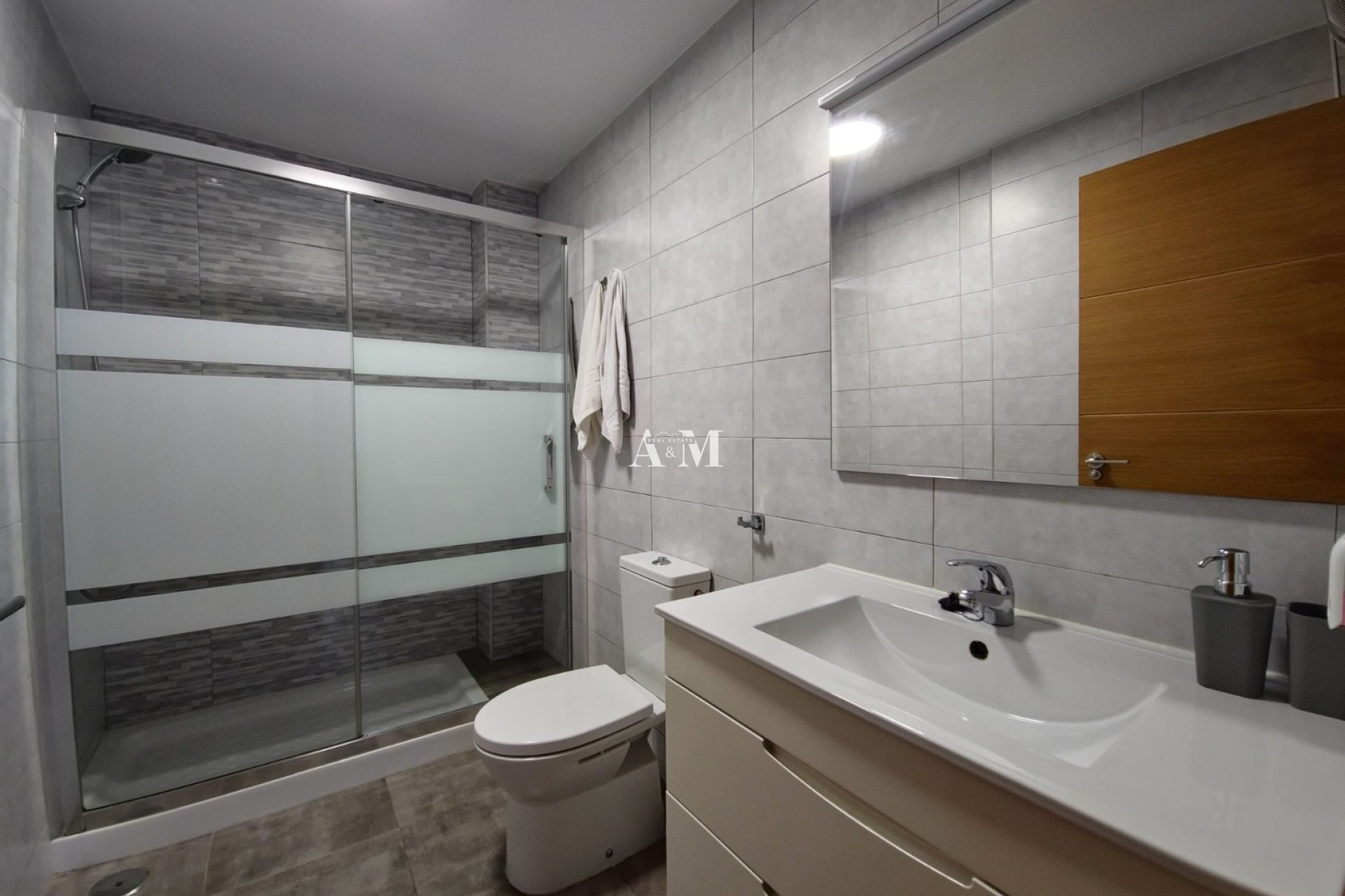 Alquiler a largo plazo - Apartamento / piso - Orihuela Costa - Villamartín