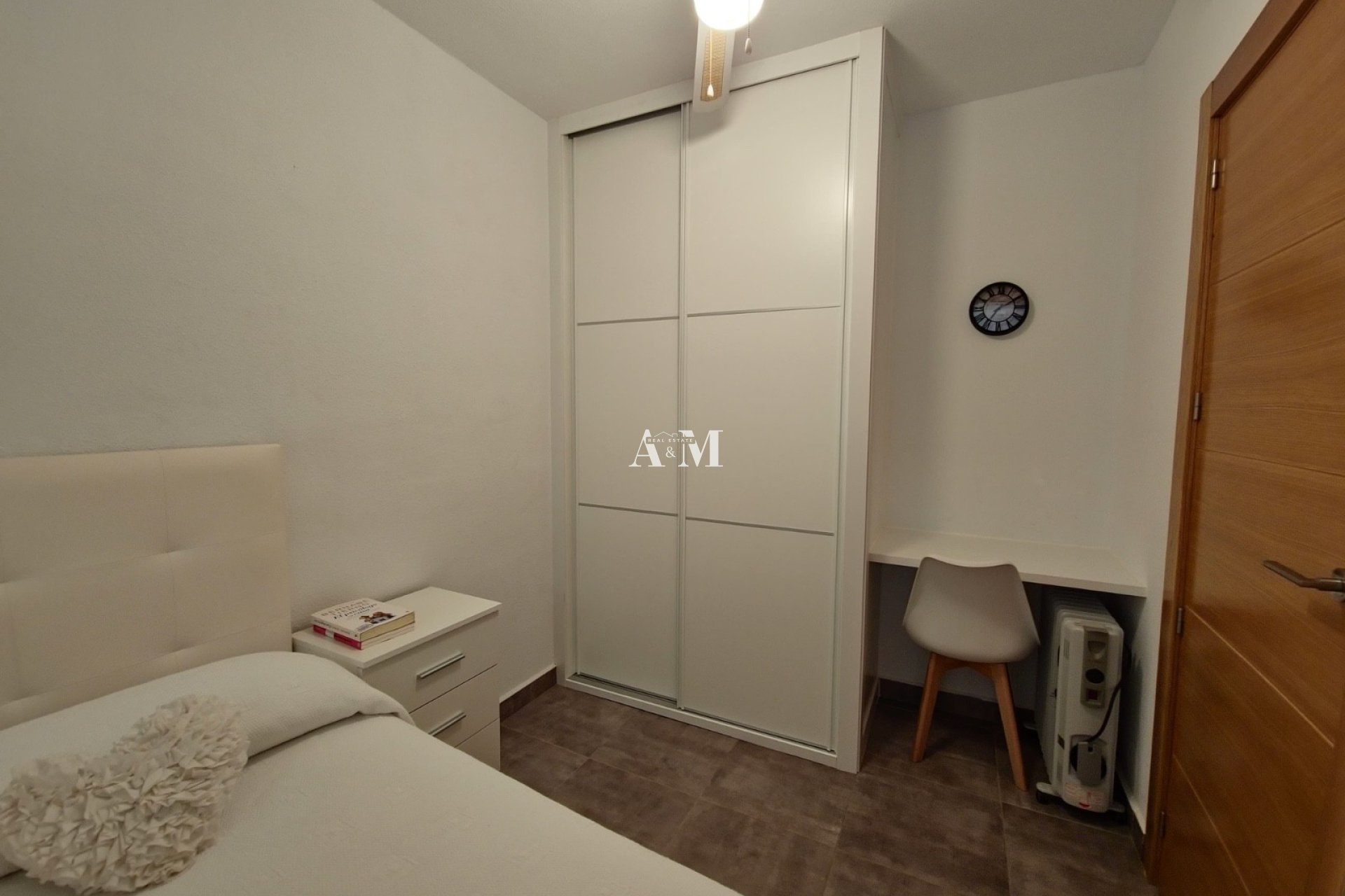 Alquiler a largo plazo - Apartamento / piso - Orihuela Costa - Villamartín