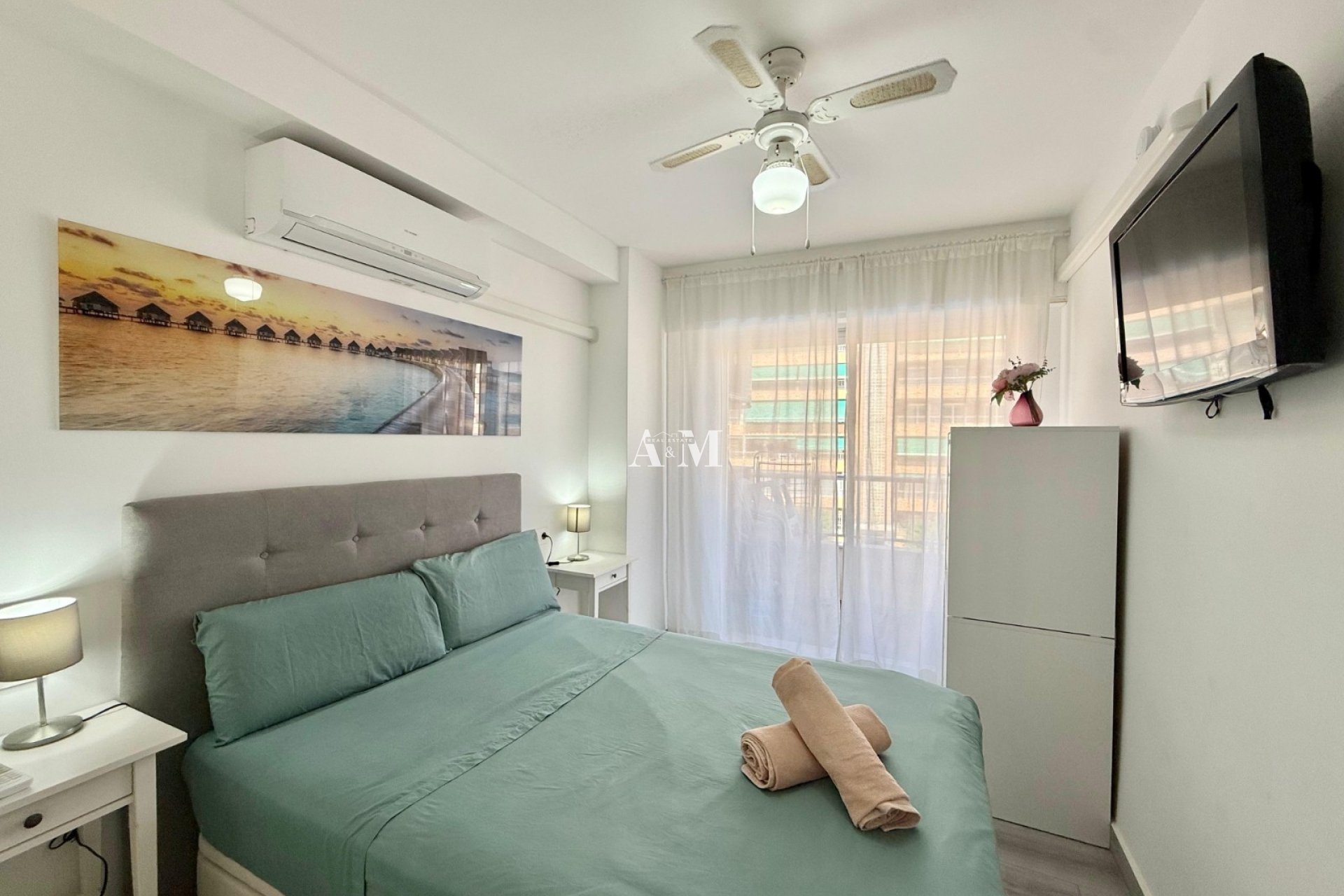 Alquiler a largo plazo - Apartamento / piso - Punta Prima