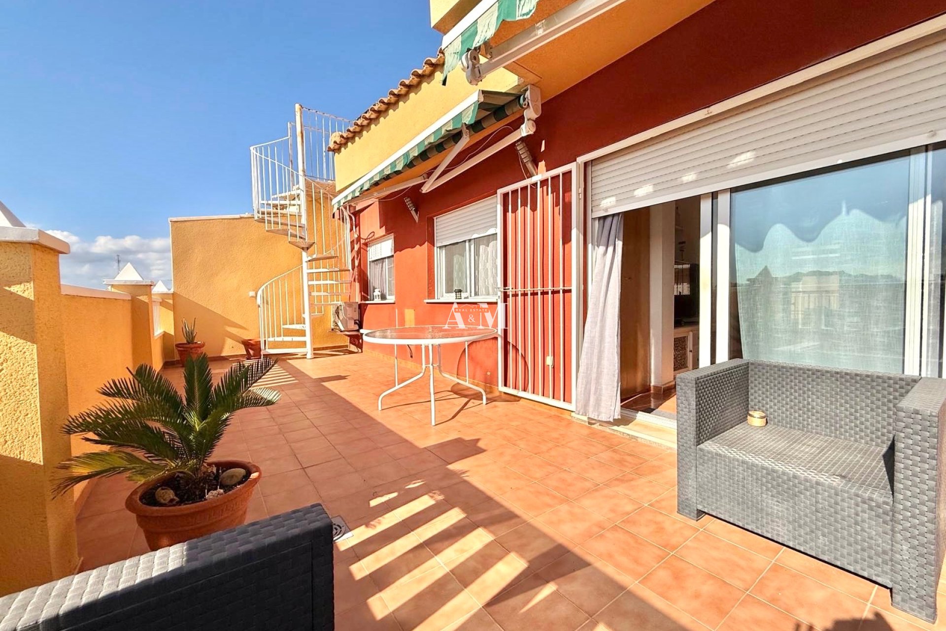 Alquiler a largo plazo - Apartamento / piso - Rafal