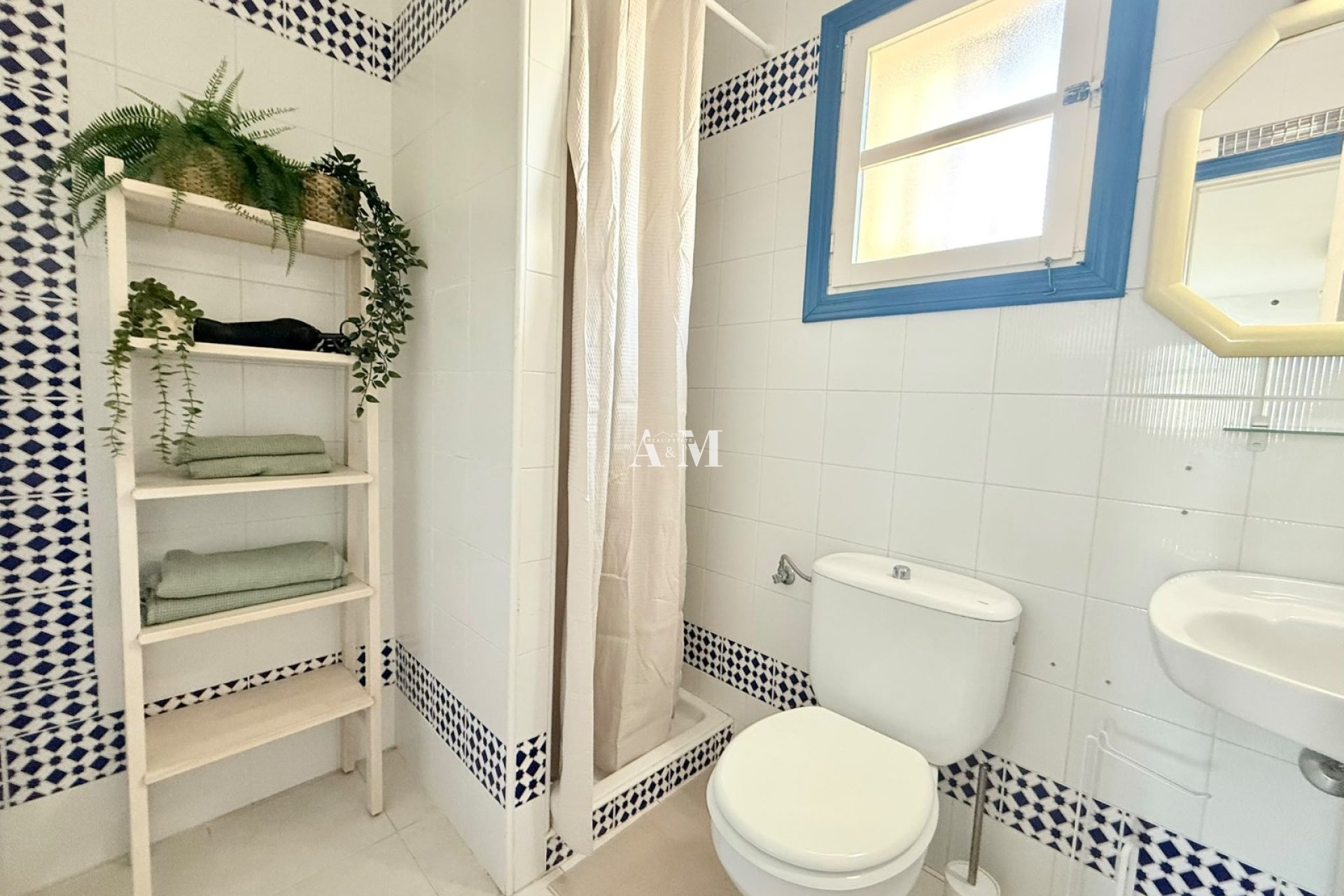 Alquiler a largo plazo - Apartamento / piso - San Miguel de Salinas