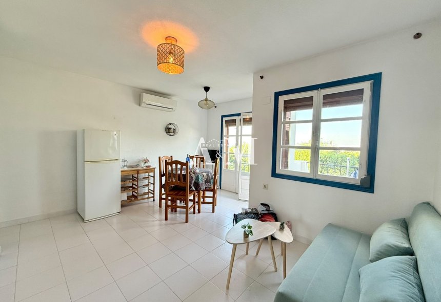 Alquiler a largo plazo - Apartamento / piso - San Miguel de Salinas