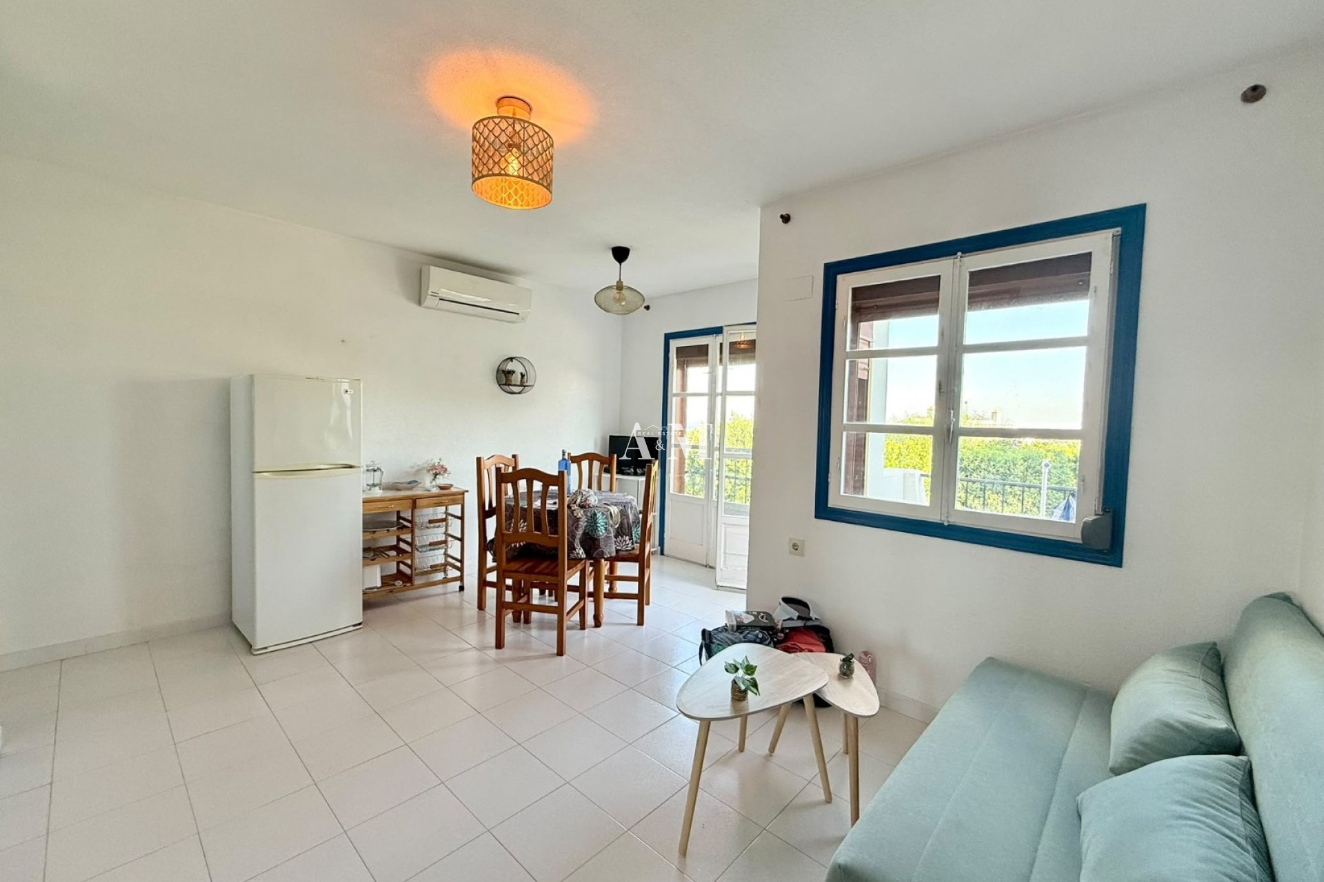 Alquiler a largo plazo - Apartamento / piso - San Miguel de Salinas