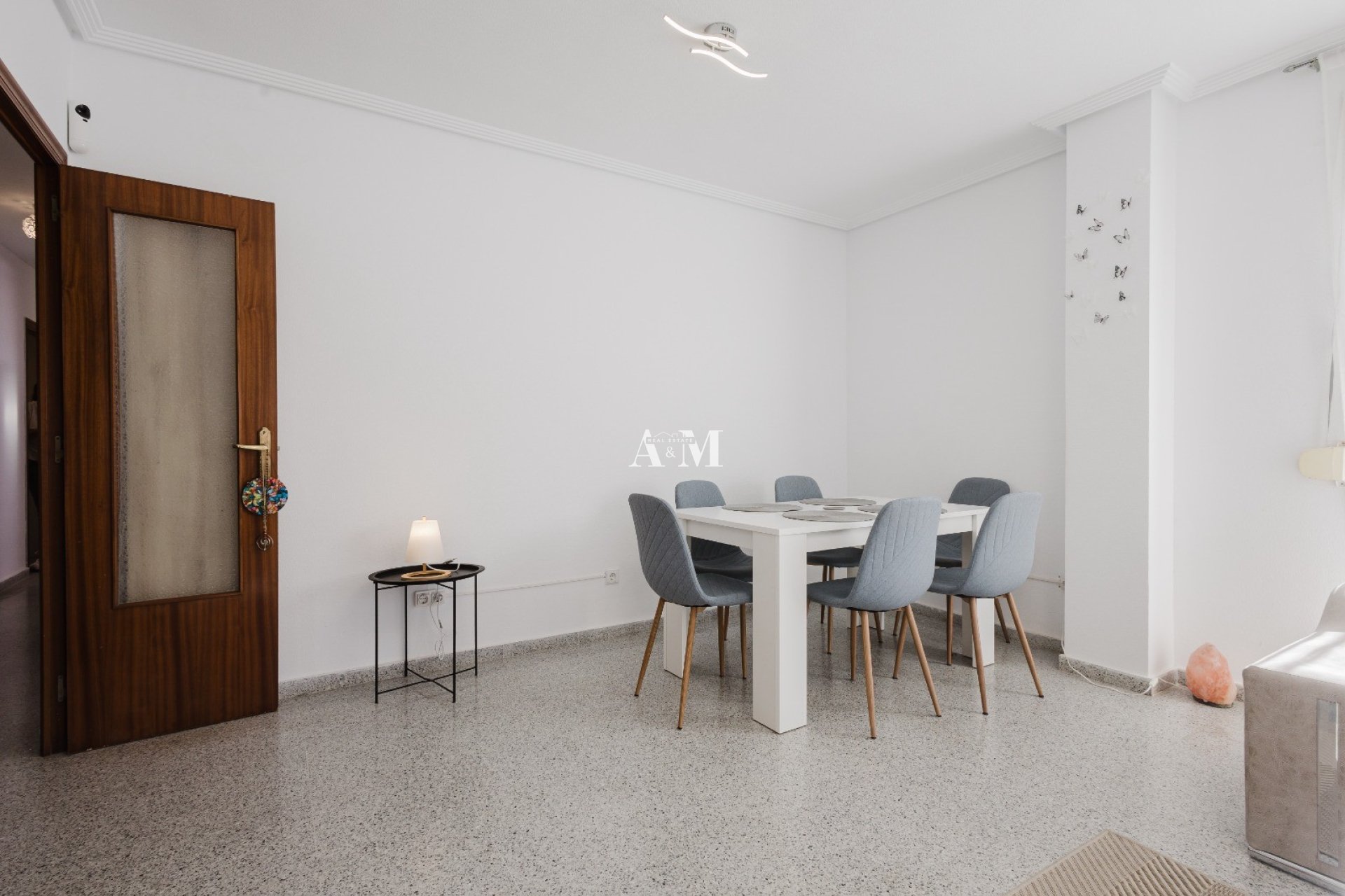Alquiler a largo plazo - Apartamento / piso - San Miguel de Salinas
