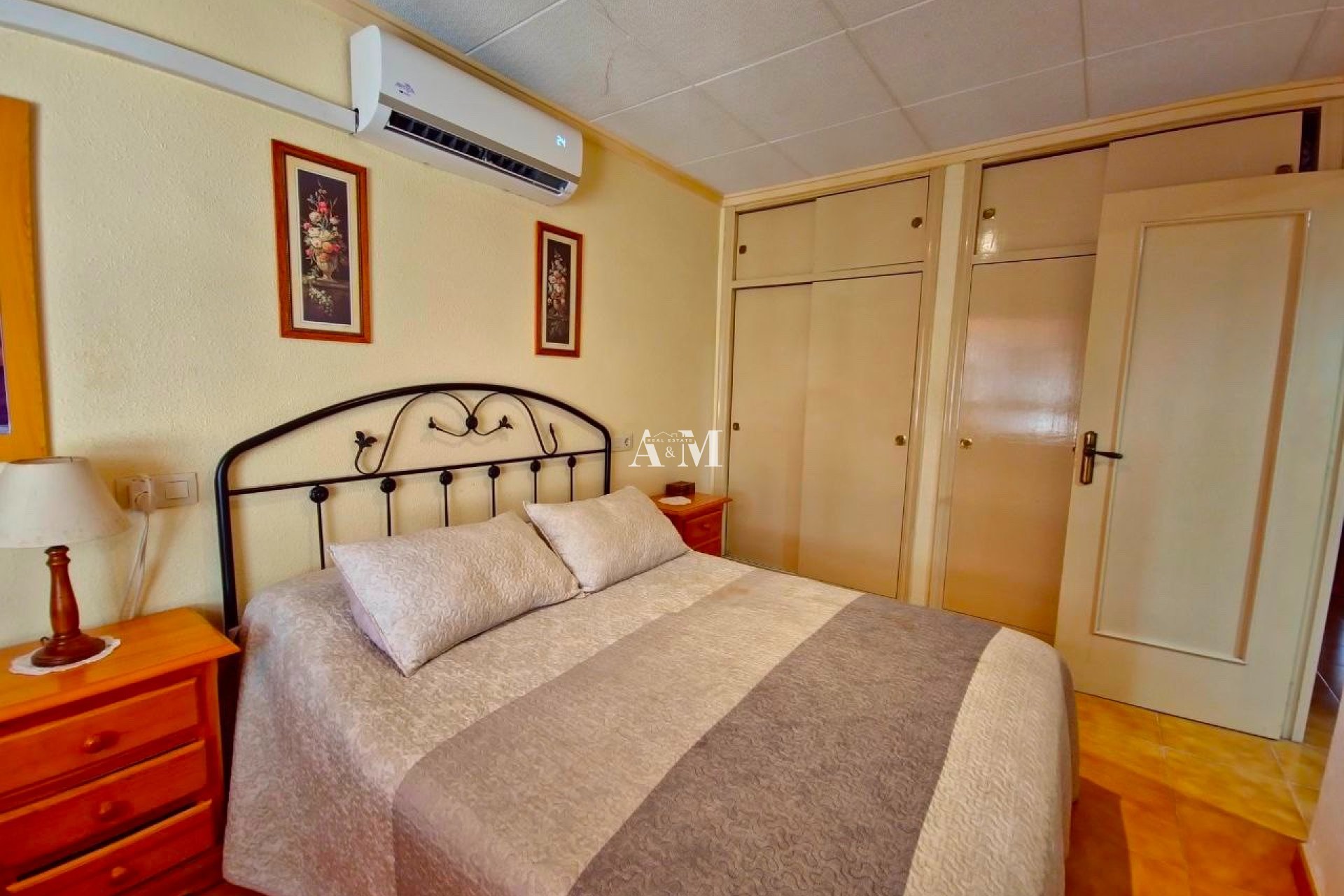 Alquiler a largo plazo - Apartamento / piso - Santa Pola - Puerto