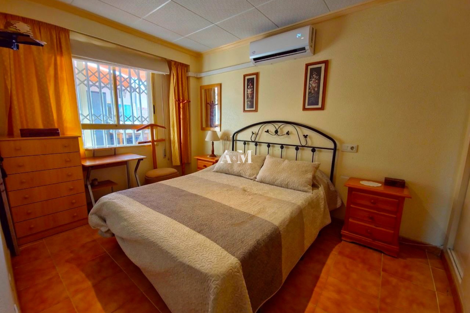 Alquiler a largo plazo - Apartamento / piso - Santa Pola - Puerto