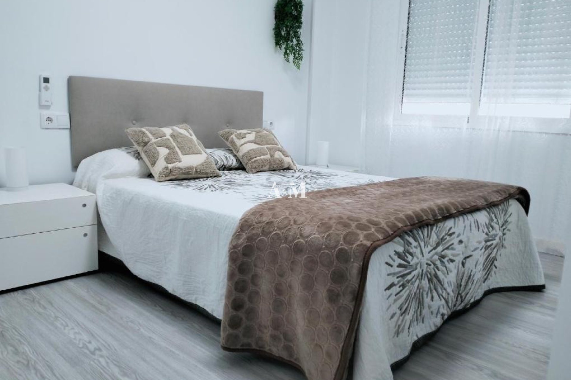 Alquiler a largo plazo - Apartamento / piso - Santa Pola - Puerto