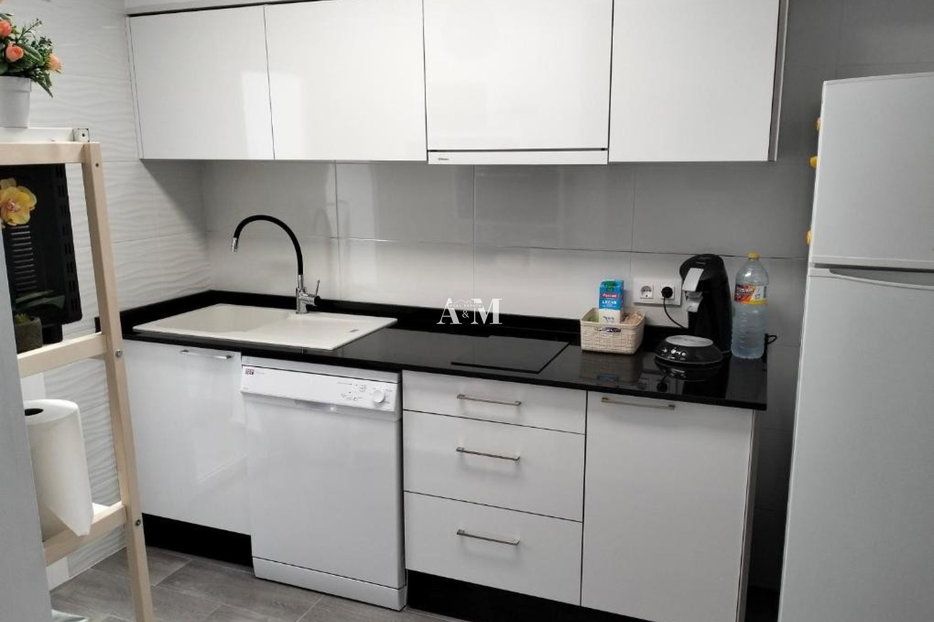 Alquiler a largo plazo - Apartamento / piso - Santa Pola - Puerto