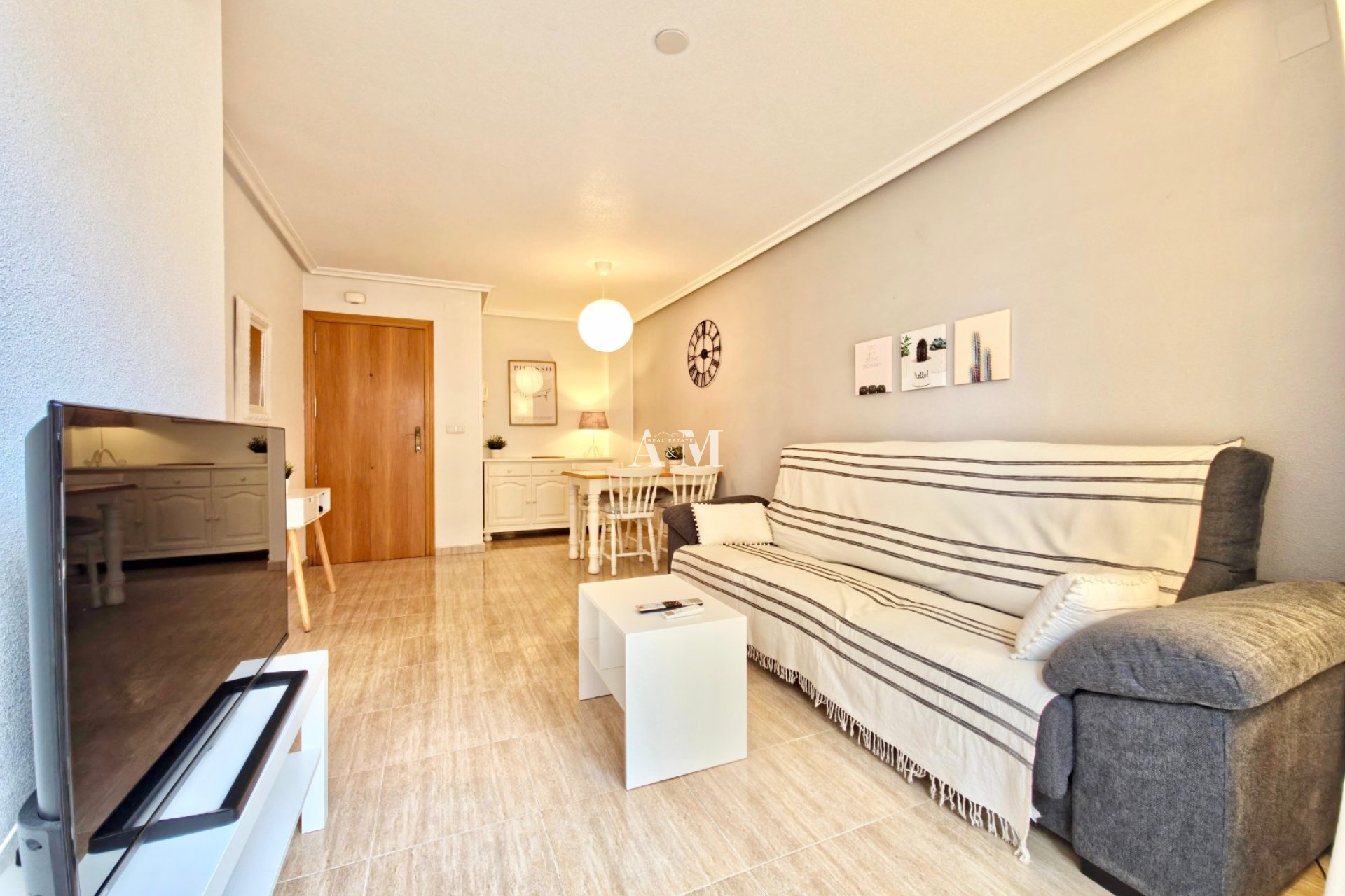 Alquiler a largo plazo - Apartamento / piso - Santa Pola