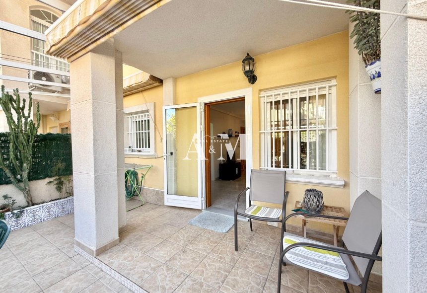 Alquiler a largo plazo - Apartamento / piso - Santa Pola