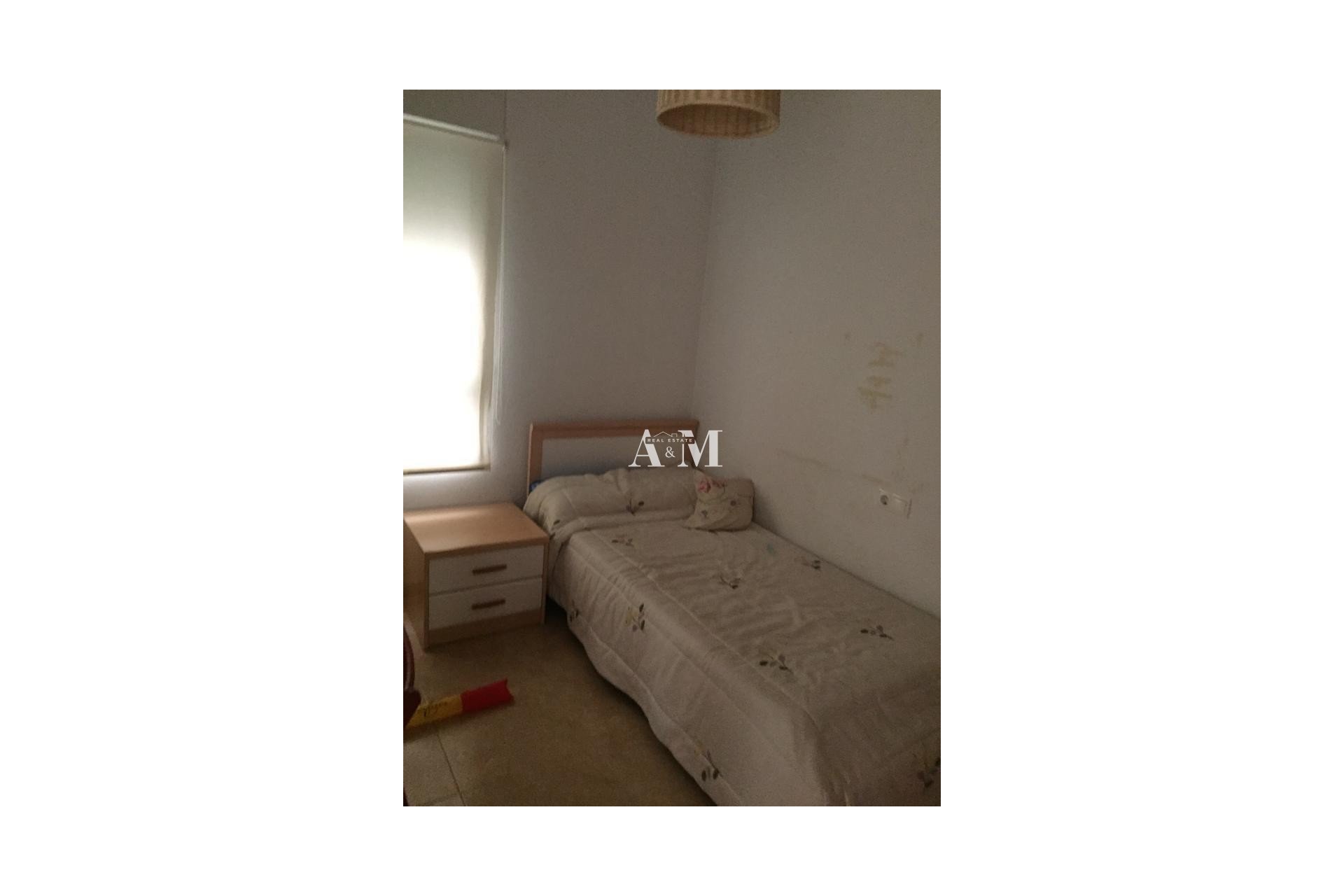 Alquiler a largo plazo - Apartamento / piso - Santa Pola