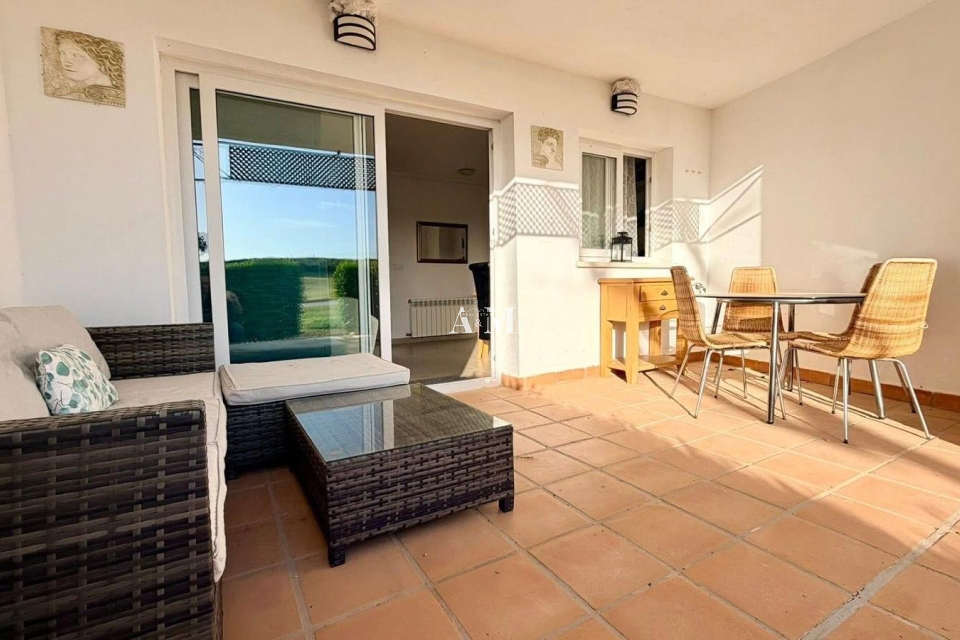 Alquiler a largo plazo - Apartamento / piso - Sucina