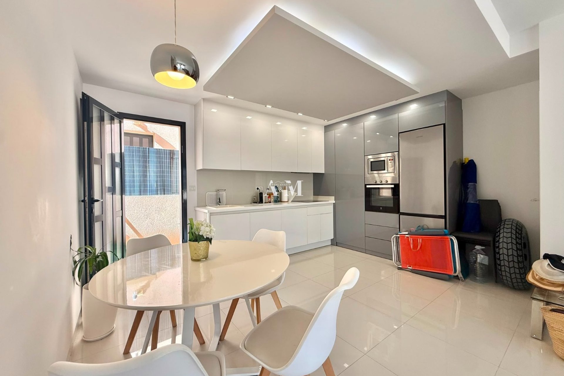 Alquiler a largo plazo - Apartamento / piso - Torre de la Horadada - Mil Palmeras