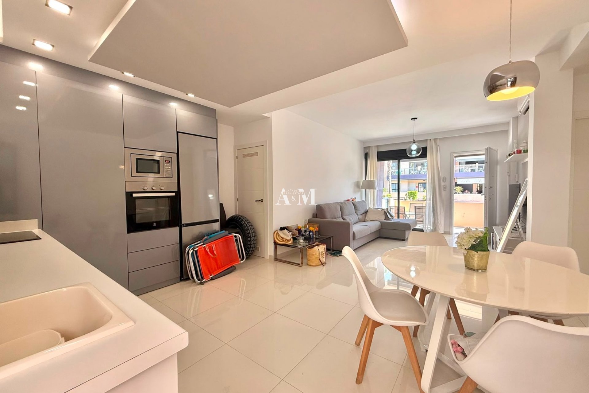 Alquiler a largo plazo - Apartamento / piso - Torre de la Horadada - Mil Palmeras