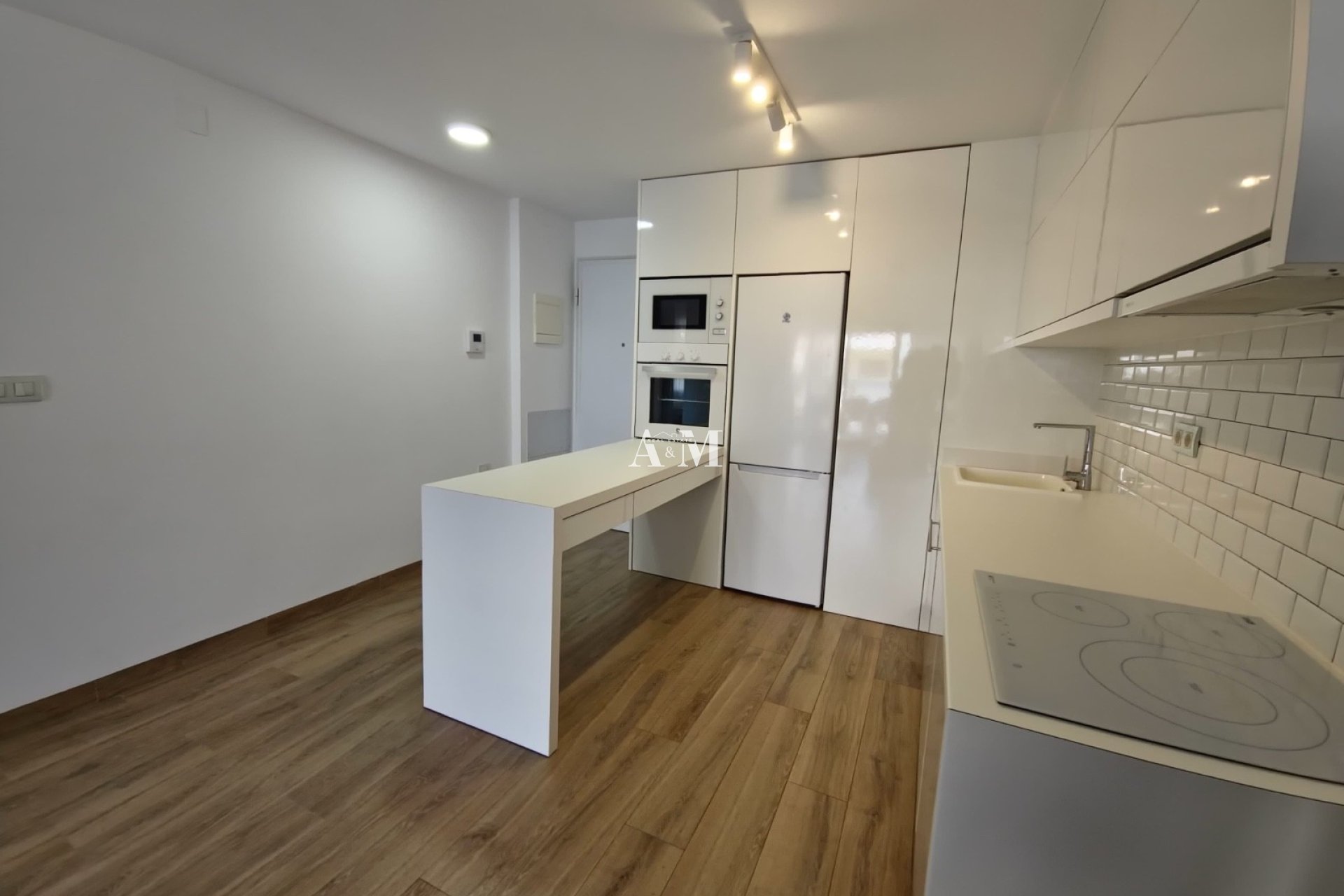 Alquiler a largo plazo - Apartamento / piso - Torre de la Horadada - Mil Palmeras