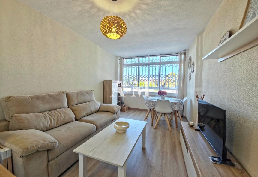 Alquiler a largo plazo - Apartamento / piso - Torre de la Horadada - Mil Palmeras