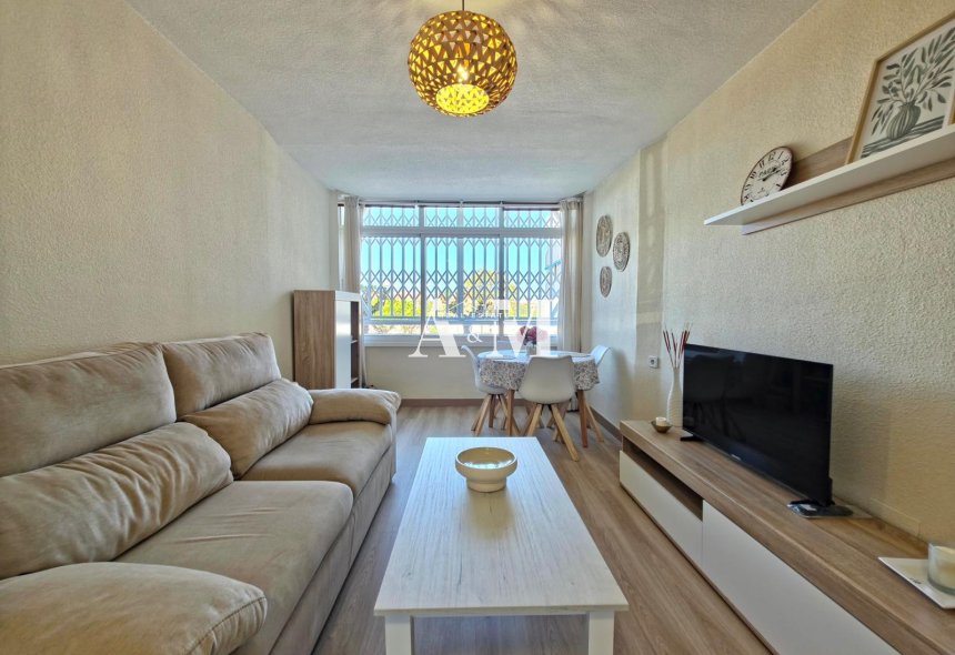 Alquiler a largo plazo - Apartamento / piso - Torre de la Horadada - Mil Palmeras