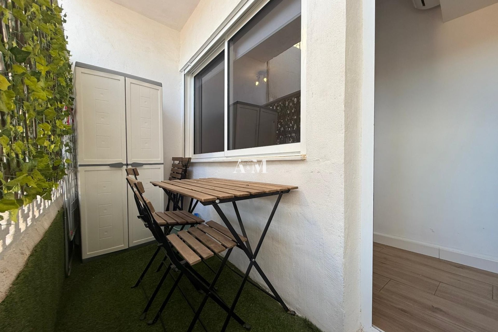 Alquiler a largo plazo - Apartamento / piso - Torre de la Horadada