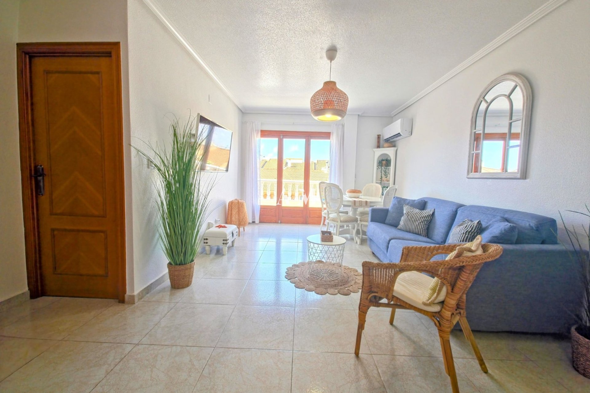 Alquiler a largo plazo - Apartamento / piso - Torre de la Horadada