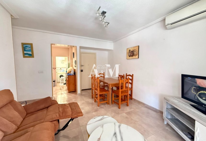 Alquiler a largo plazo - Apartamento / piso - Torrevieja - Centro