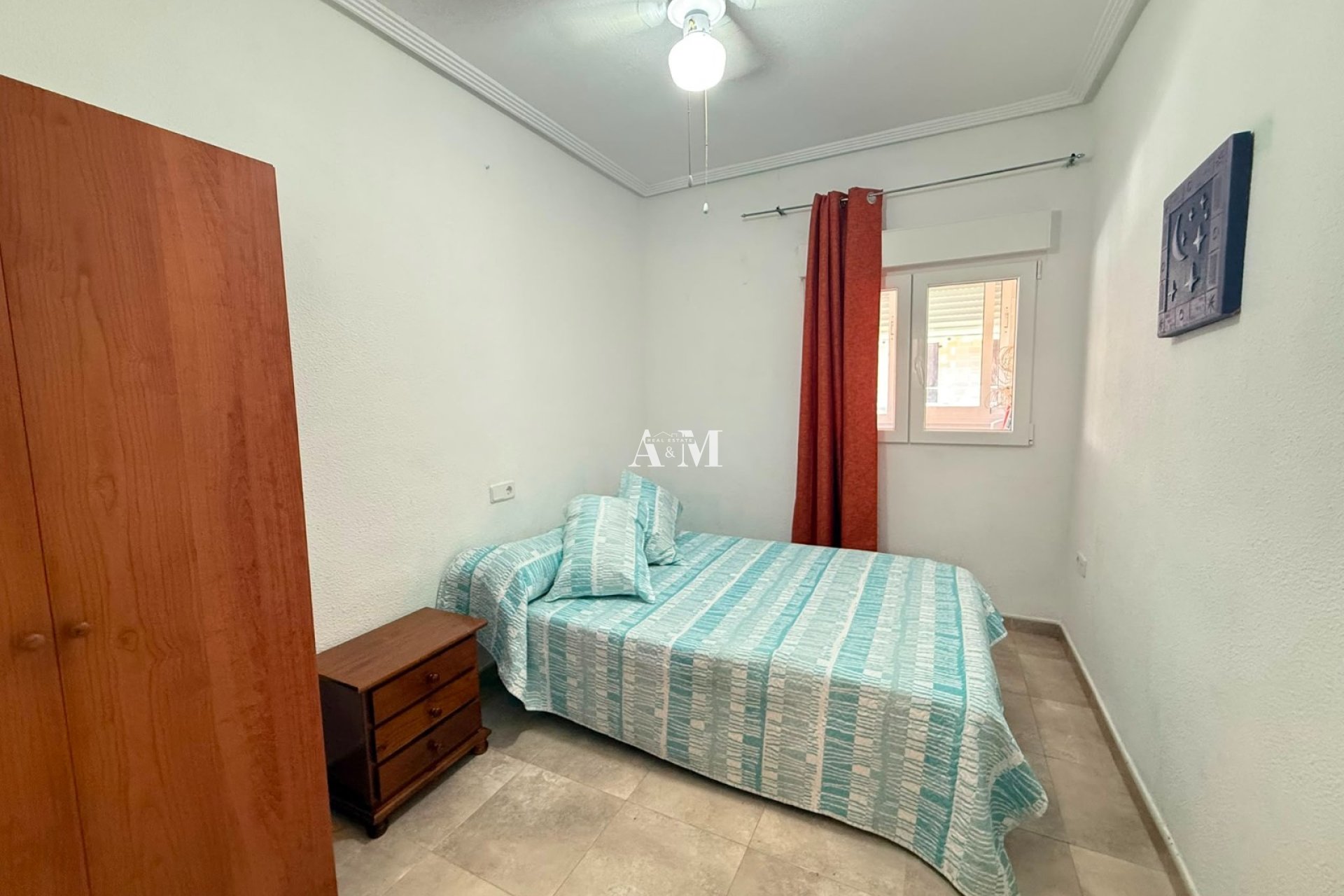 Alquiler a largo plazo - Apartamento / piso - Torrevieja - Centro
