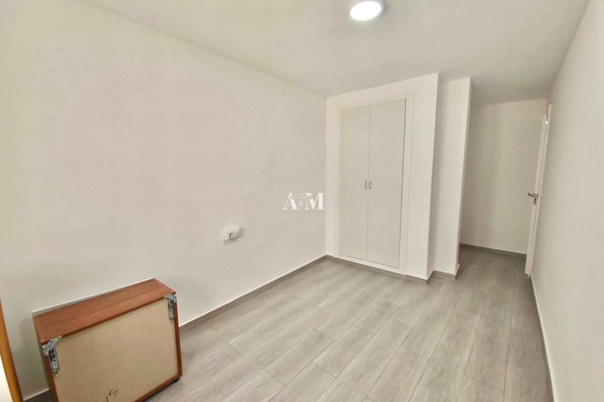 Alquiler a largo plazo - Apartamento / piso - Torrevieja - Centro