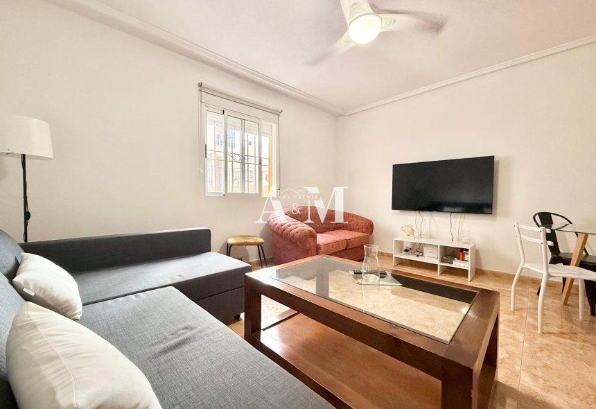 Alquiler a largo plazo - Apartamento / piso - Torrevieja - Centro