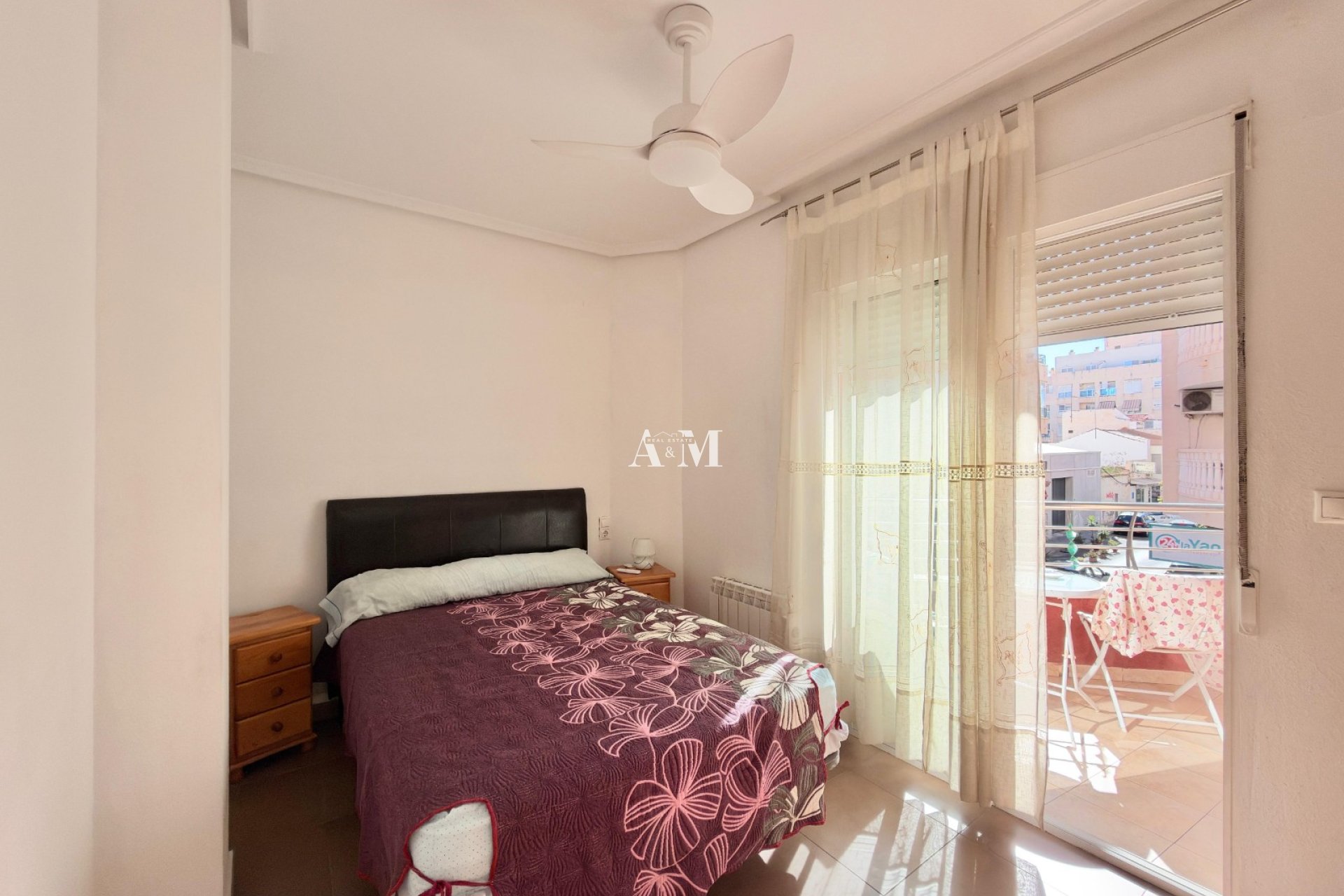 Alquiler a largo plazo - Apartamento / piso - Torrevieja - Centro