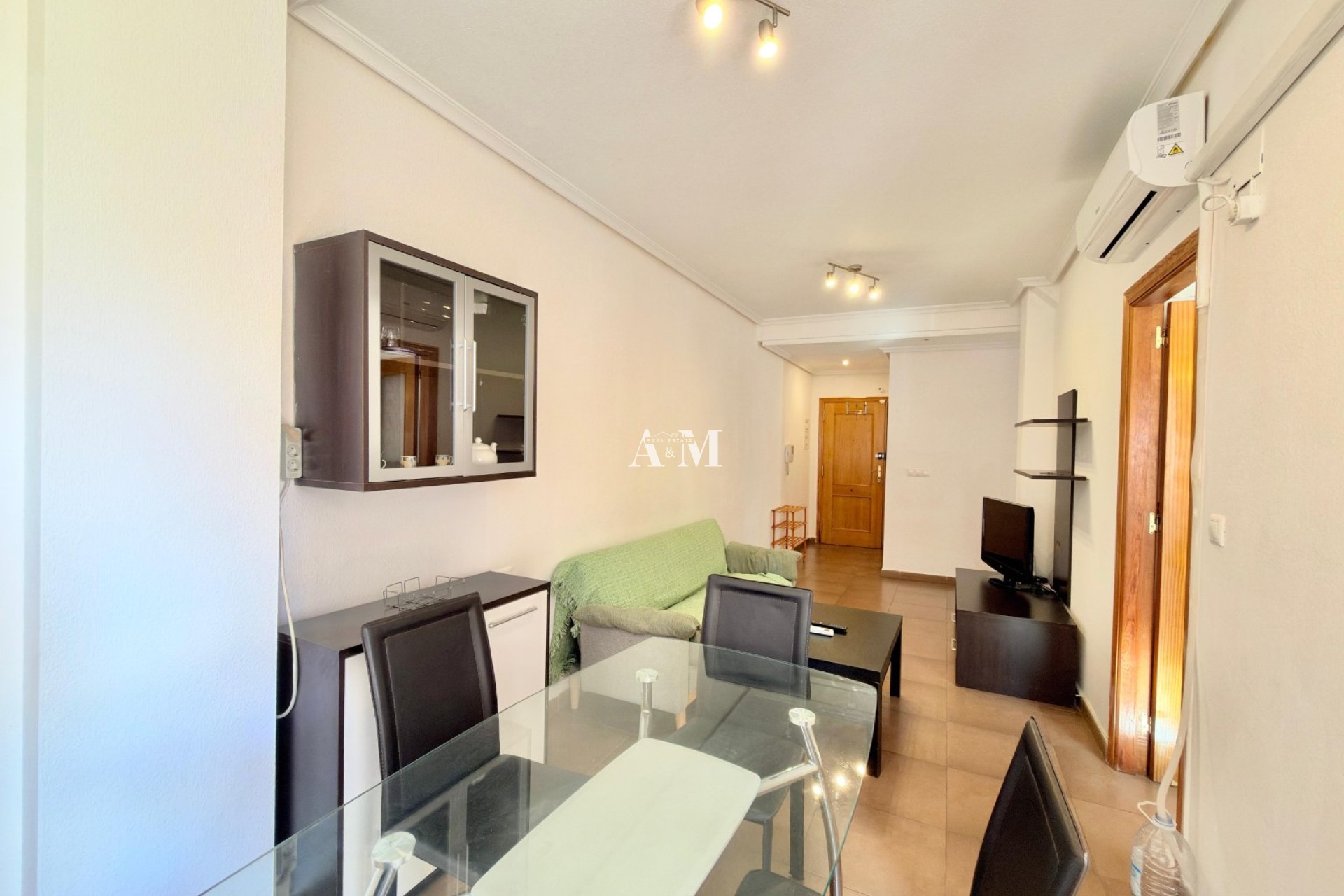 Alquiler a largo plazo - Apartamento / piso - Torrevieja - Centro