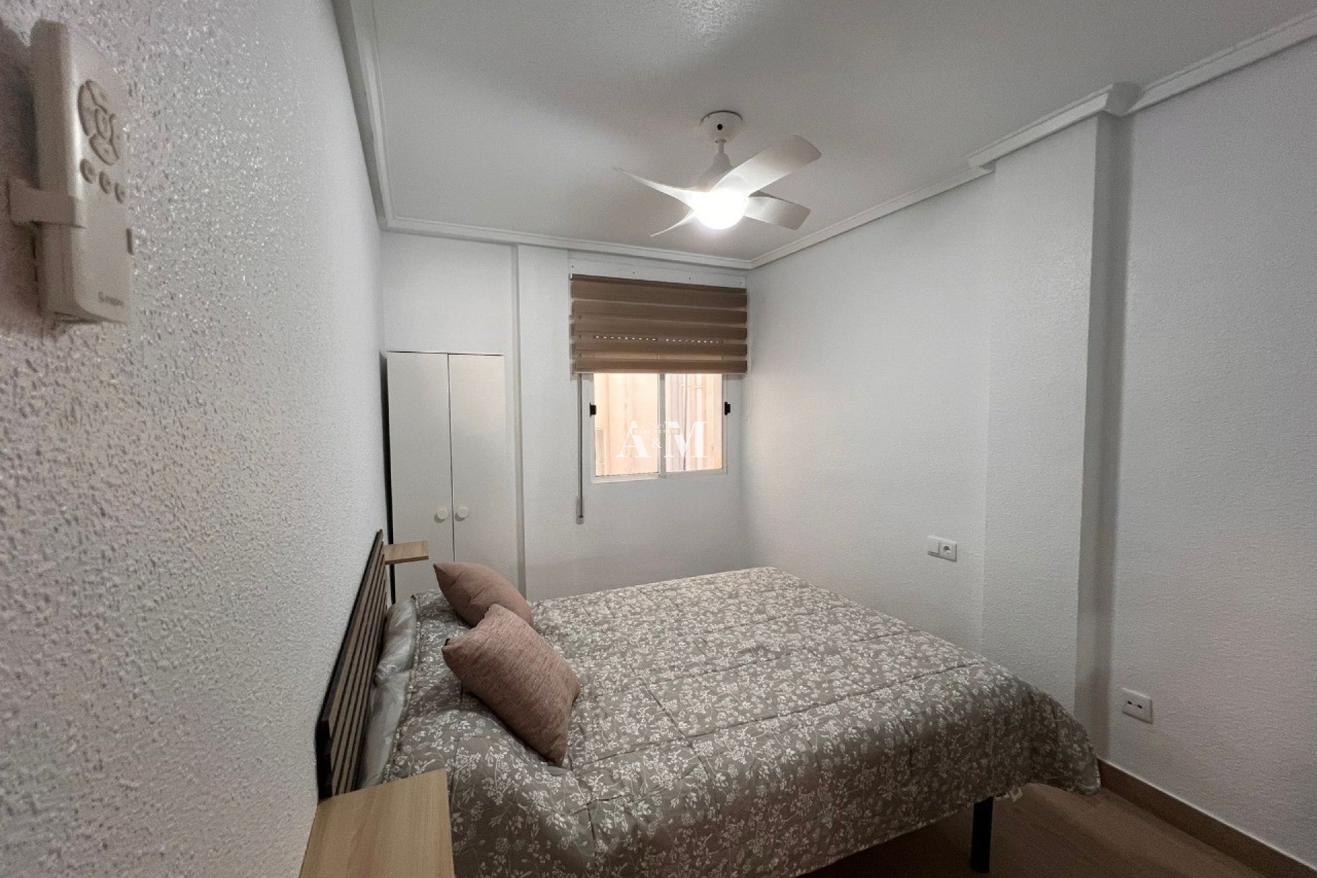 Alquiler a largo plazo - Apartamento / piso - Torrevieja - Centro