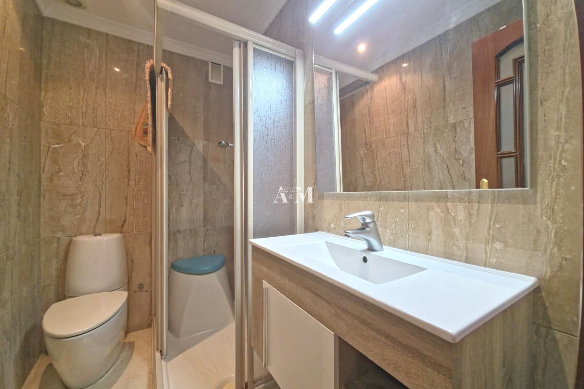 Alquiler a largo plazo - Apartamento / piso - Torrevieja - Centro