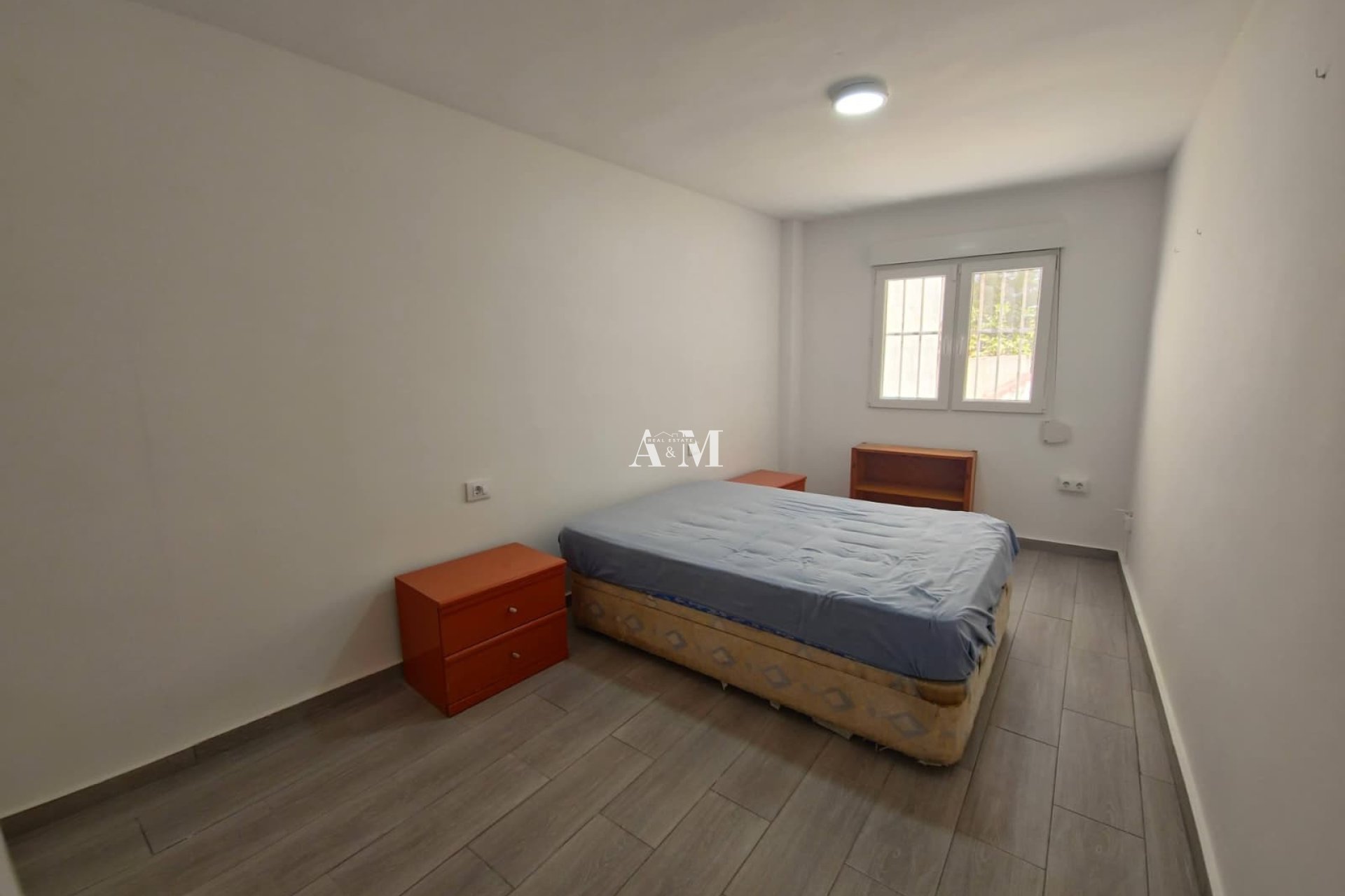 Alquiler a largo plazo - Apartamento / piso - Torrevieja - Centro