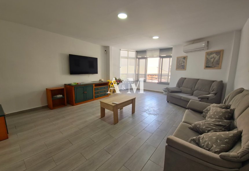 Alquiler a largo plazo - Apartamento / piso - Torrevieja - Centro