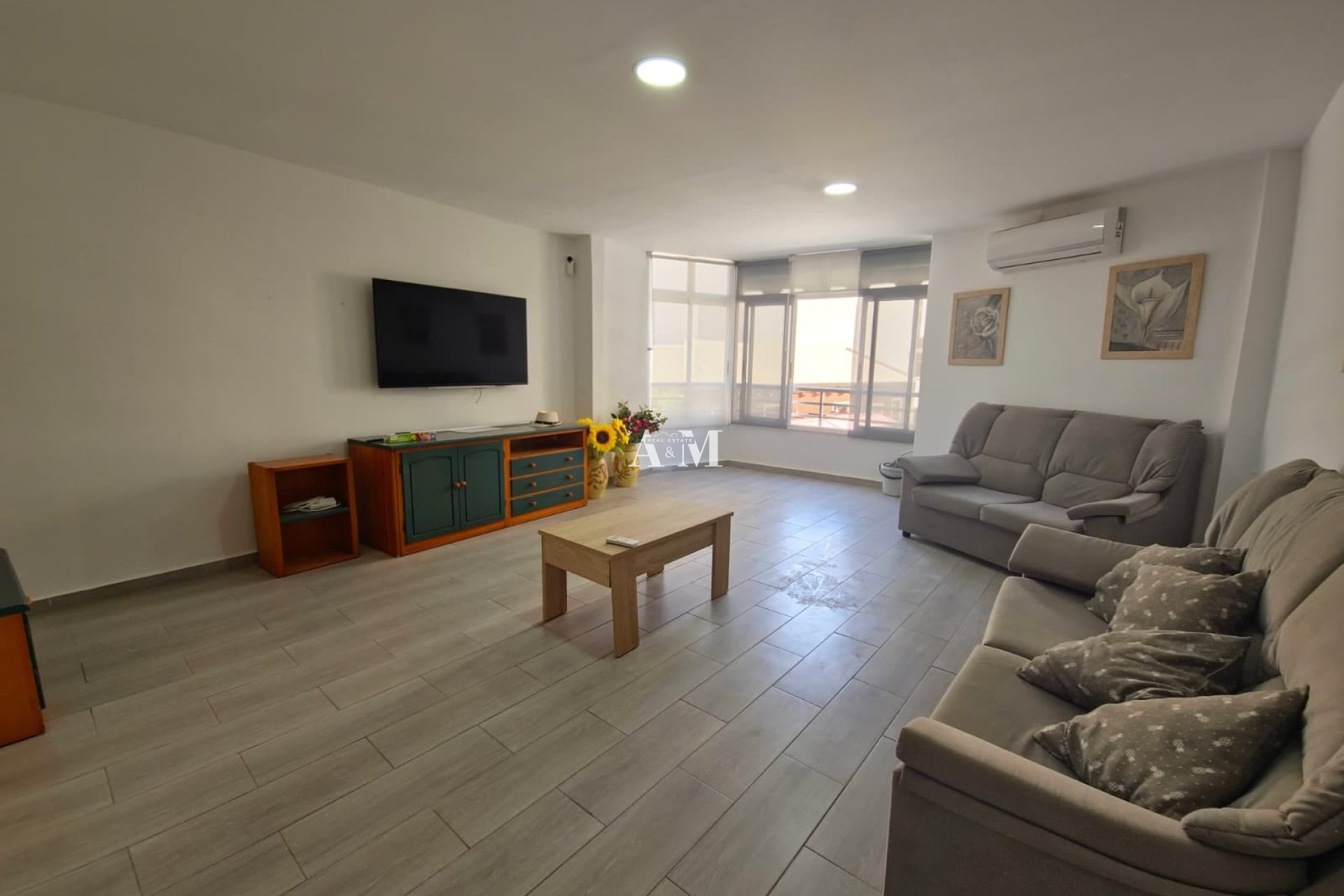 Alquiler a largo plazo - Apartamento / piso - Torrevieja - Centro