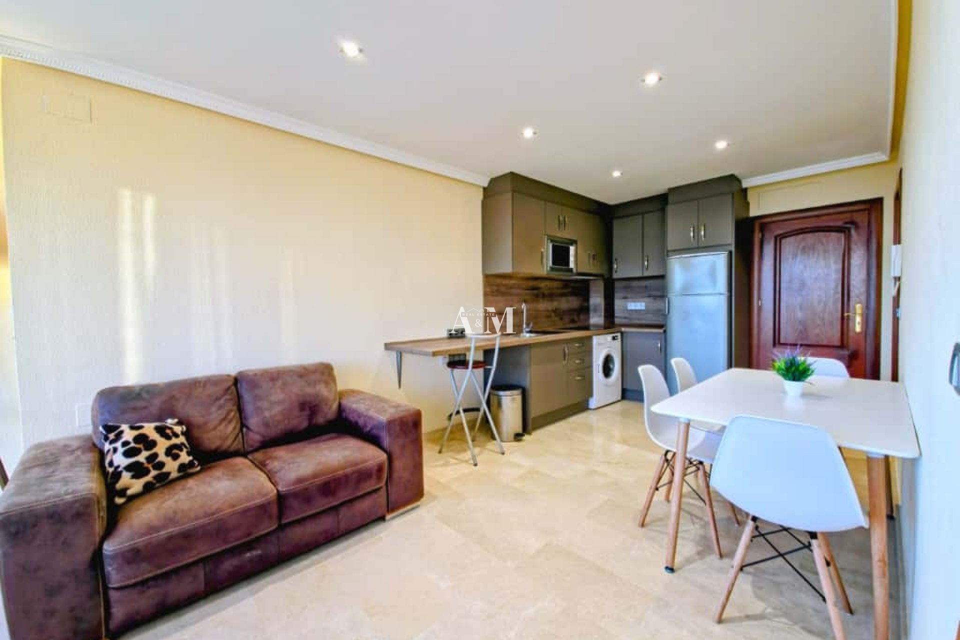 Alquiler a largo plazo - Apartamento / piso - Torrevieja - Centro