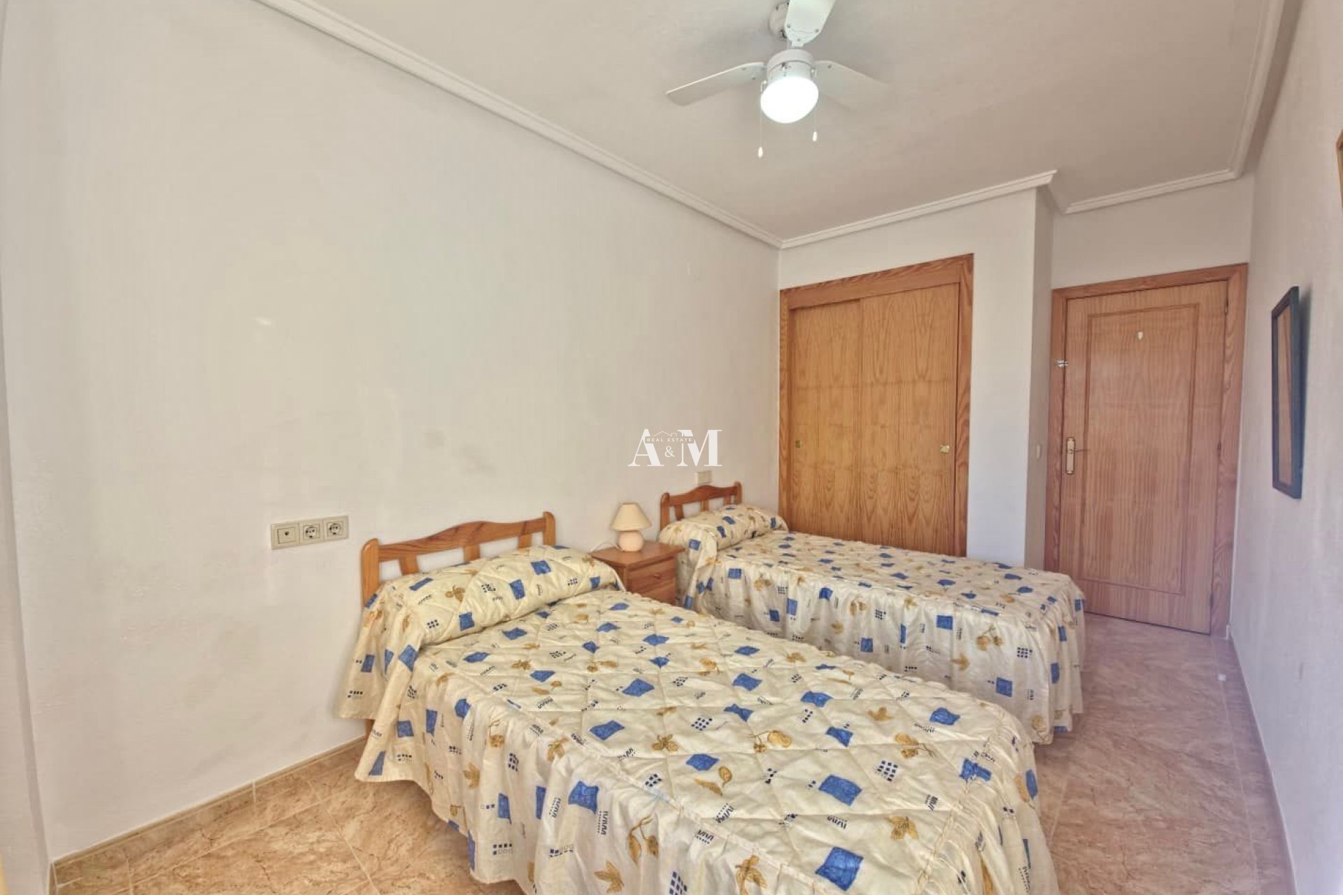 Alquiler a largo plazo - Apartamento / piso - Torrevieja - Centro