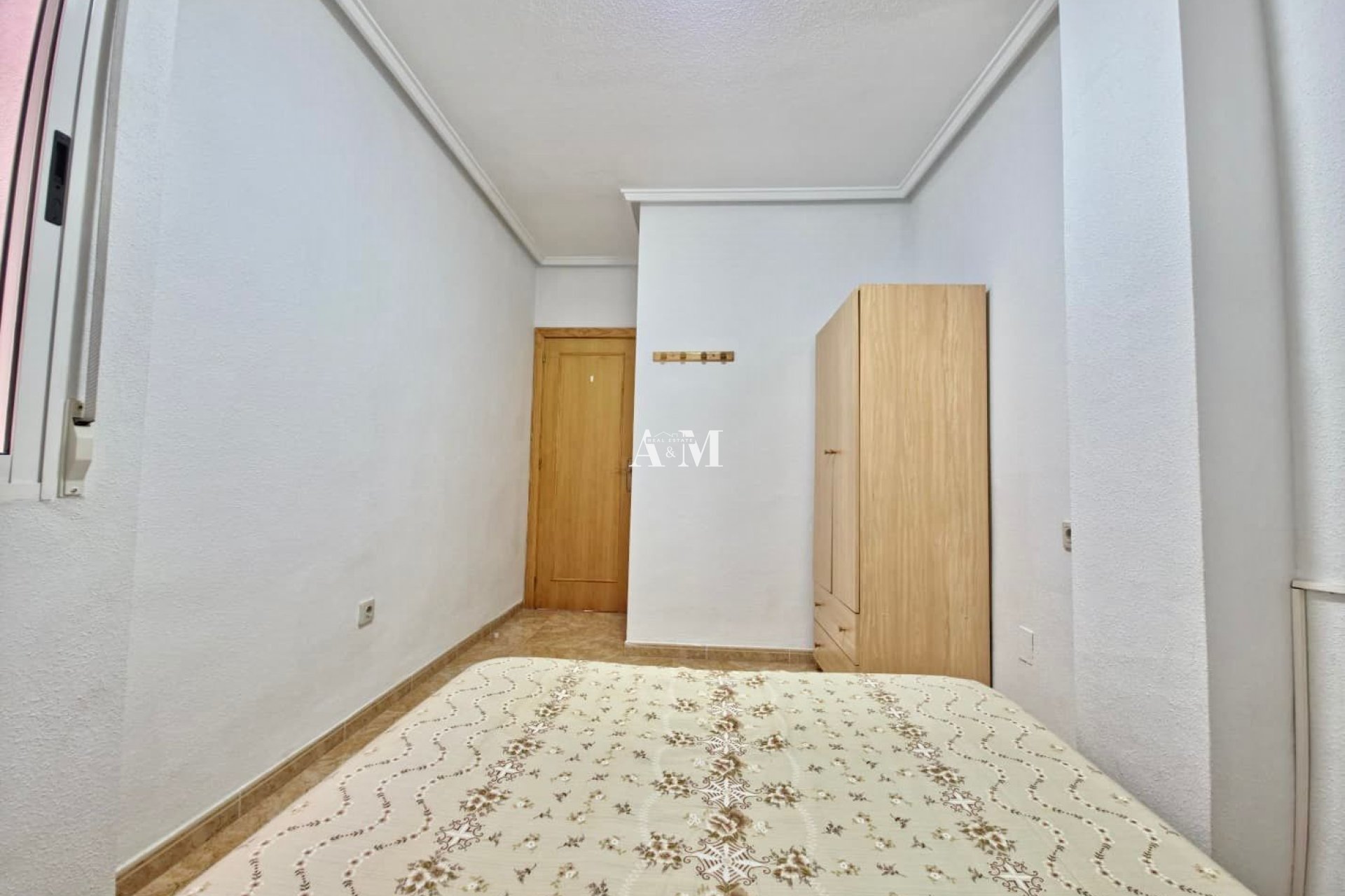 Alquiler a largo plazo - Apartamento / piso - Torrevieja - Centro