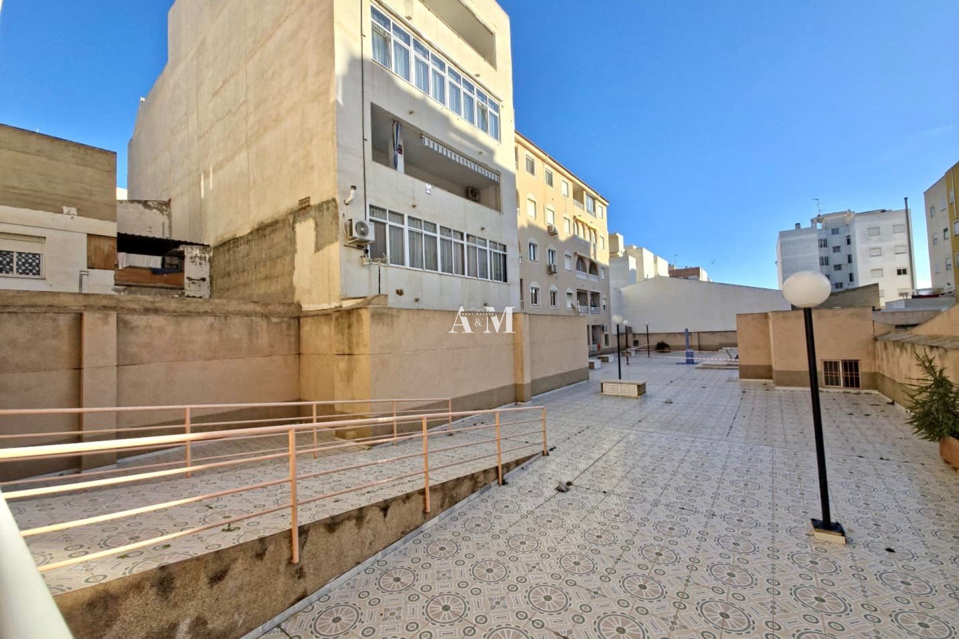 Alquiler a largo plazo - Apartamento / piso - Torrevieja - Centro