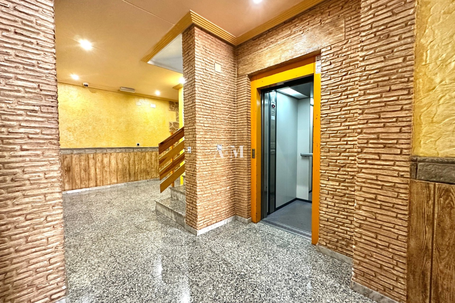 Alquiler a largo plazo - Apartamento / piso - Torrevieja - Centro