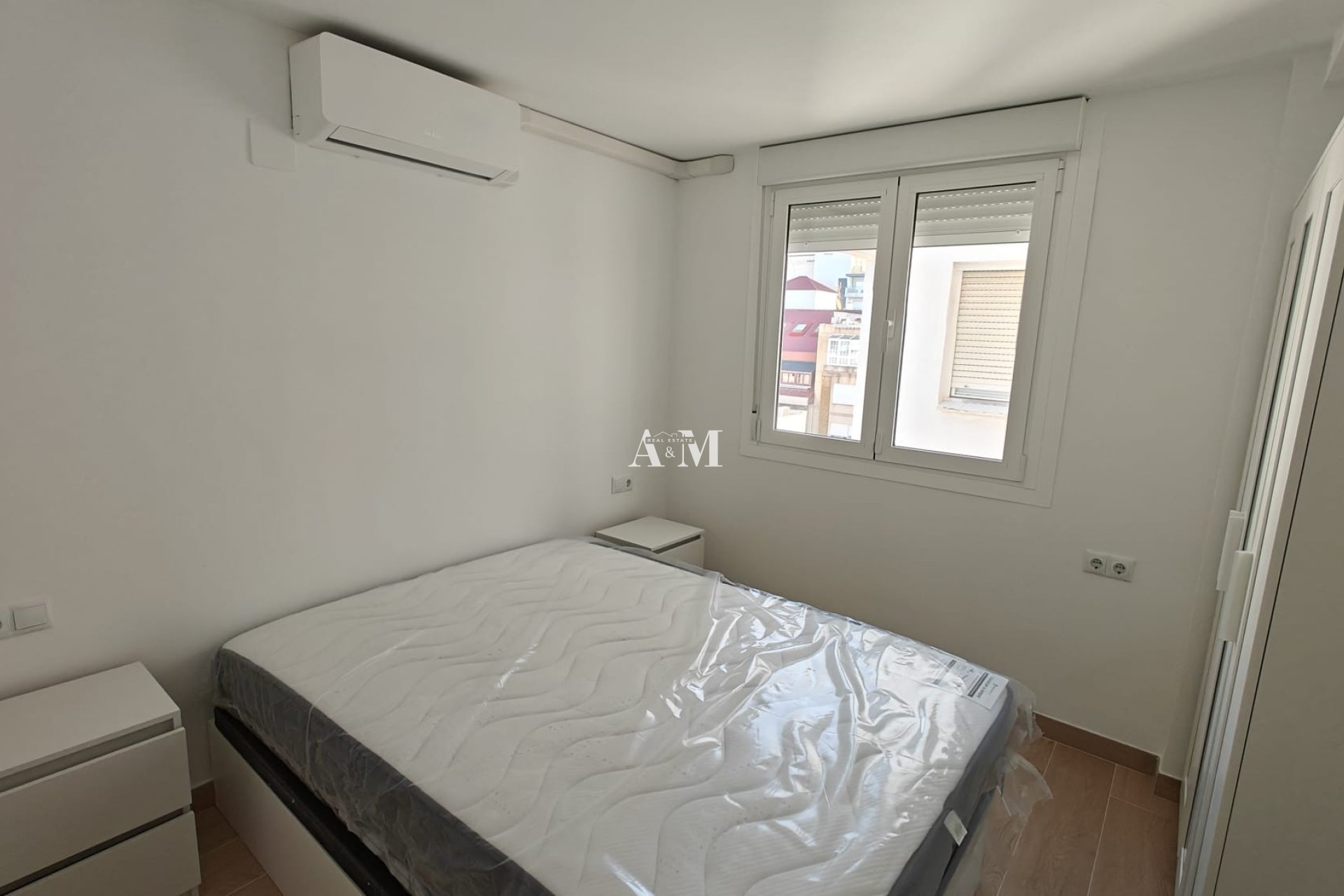 Alquiler a largo plazo - Apartamento / piso - Torrevieja - Centro