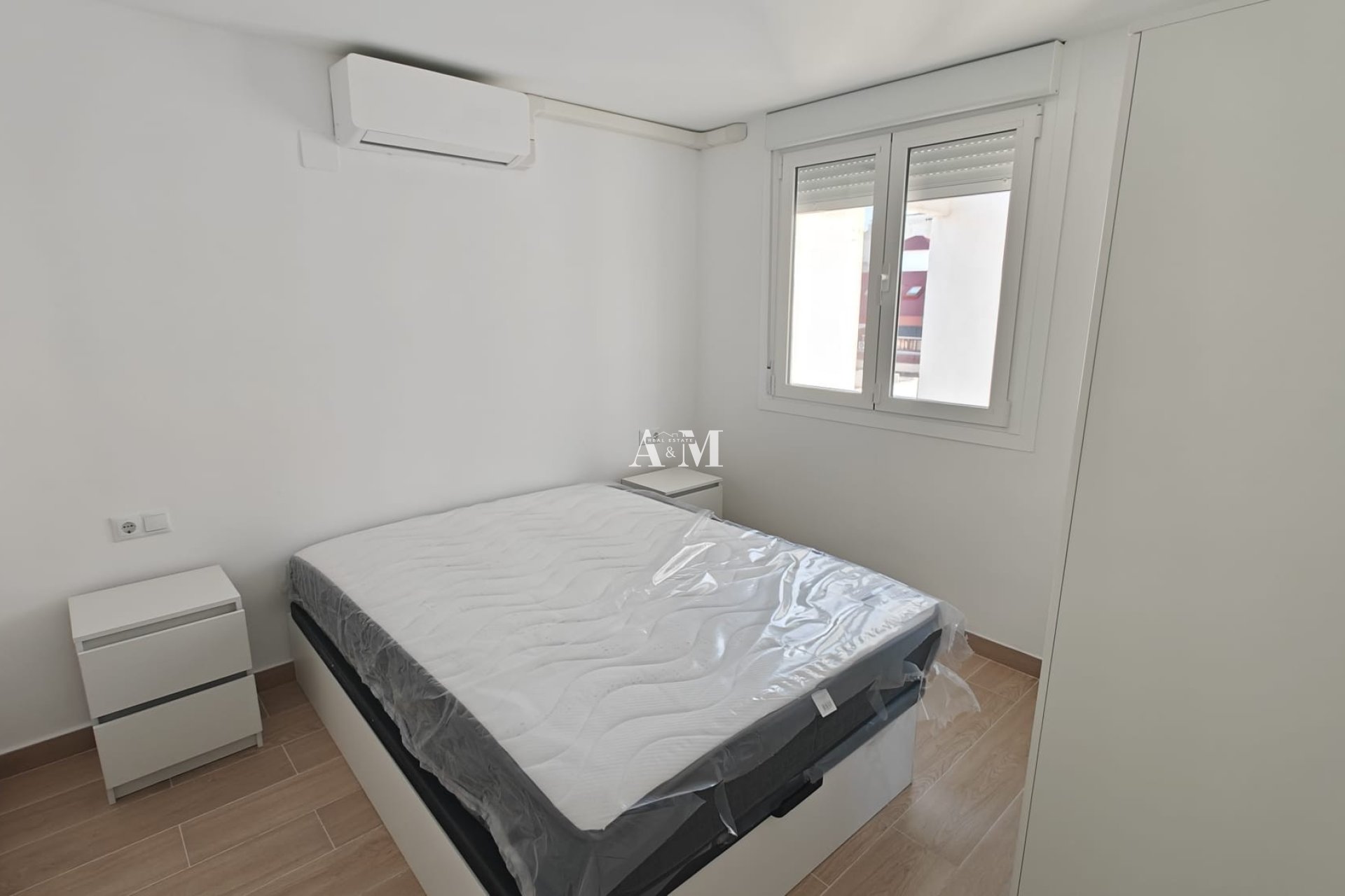 Alquiler a largo plazo - Apartamento / piso - Torrevieja - Centro