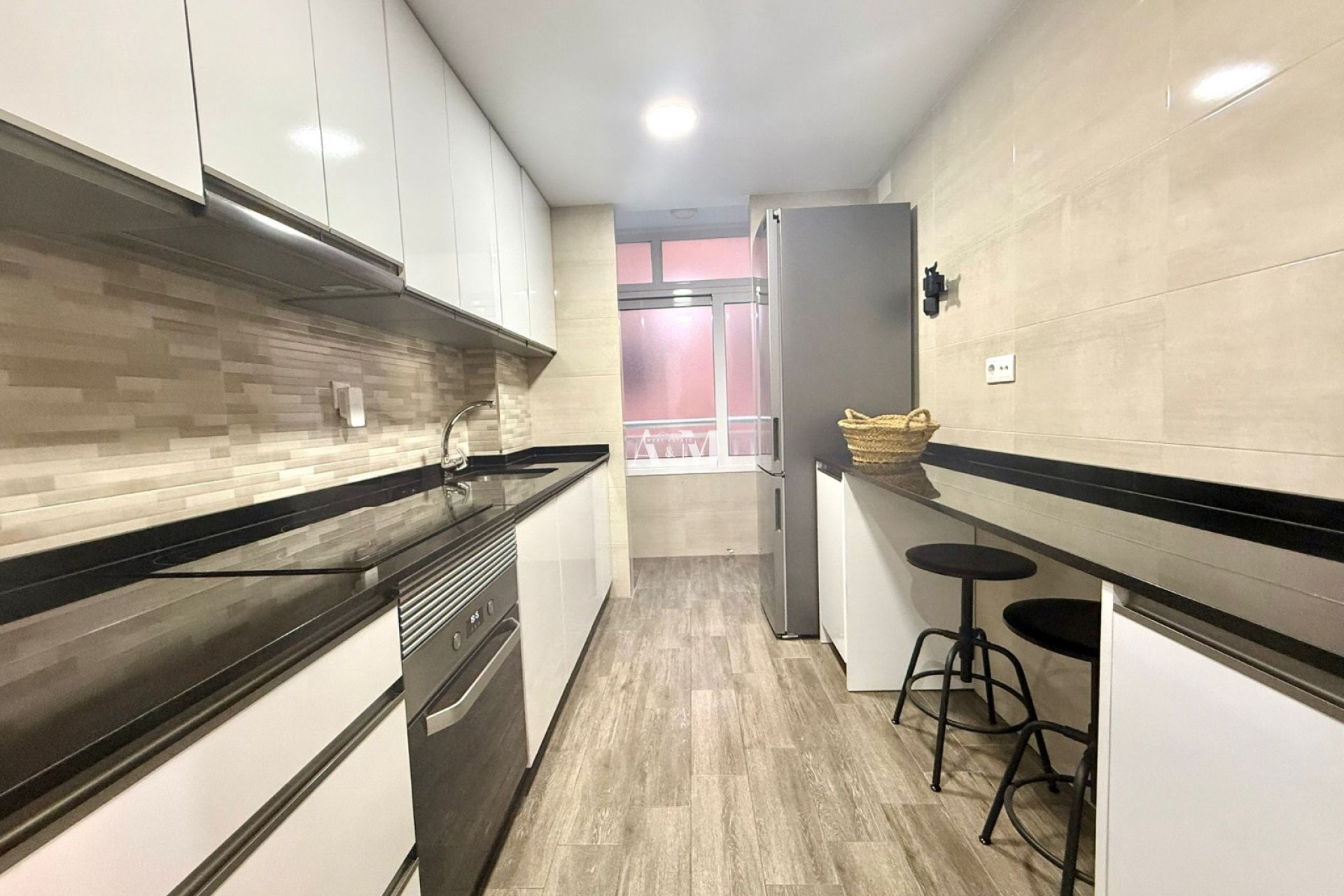 Alquiler a largo plazo - Apartamento / piso - Torrevieja - Centro