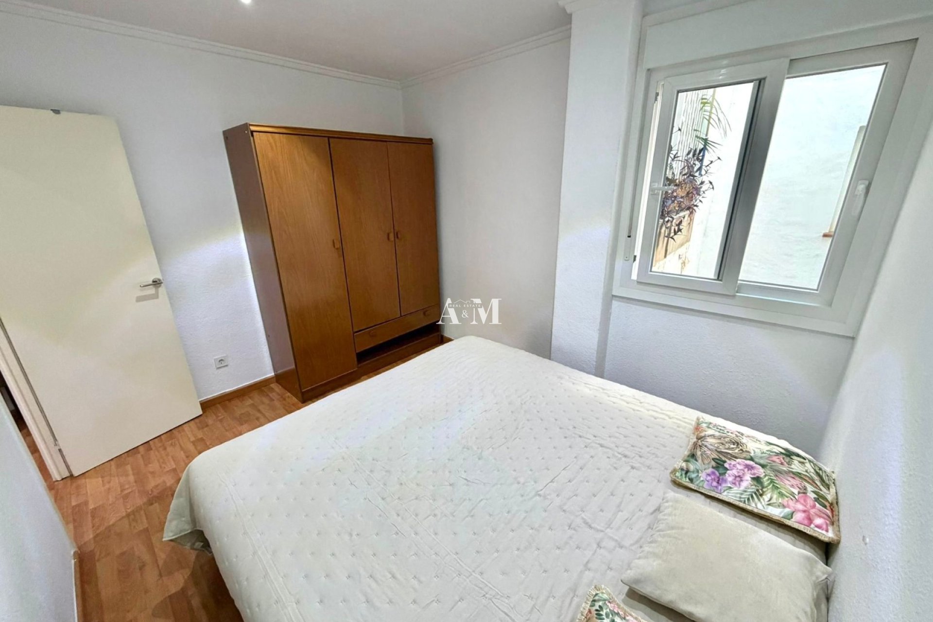 Alquiler a largo plazo - Apartamento / piso - Torrevieja - Centro