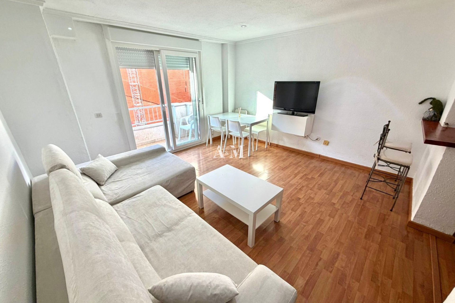 Alquiler a largo plazo - Apartamento / piso - Torrevieja - Centro